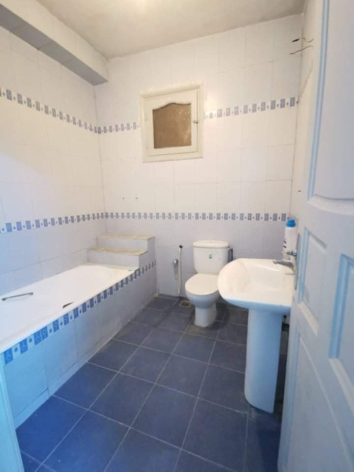 Sakiet Eddaier Essaltania Location Appart. 3 pices Grande appartement
