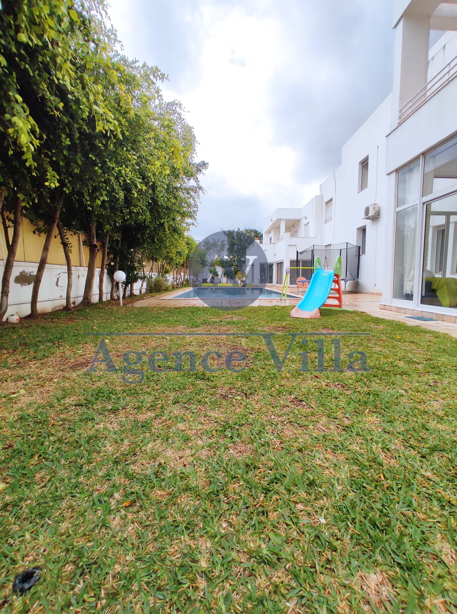 La Marsa Berge Du Lac Location Duplex Un duplex s4 au lac1 avec piscine