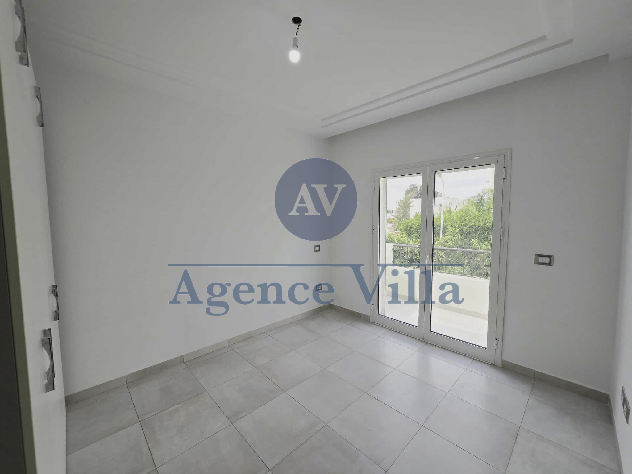 La Soukra Chotrana 1 Location Duplex Un duplex avec jardin  la soukra