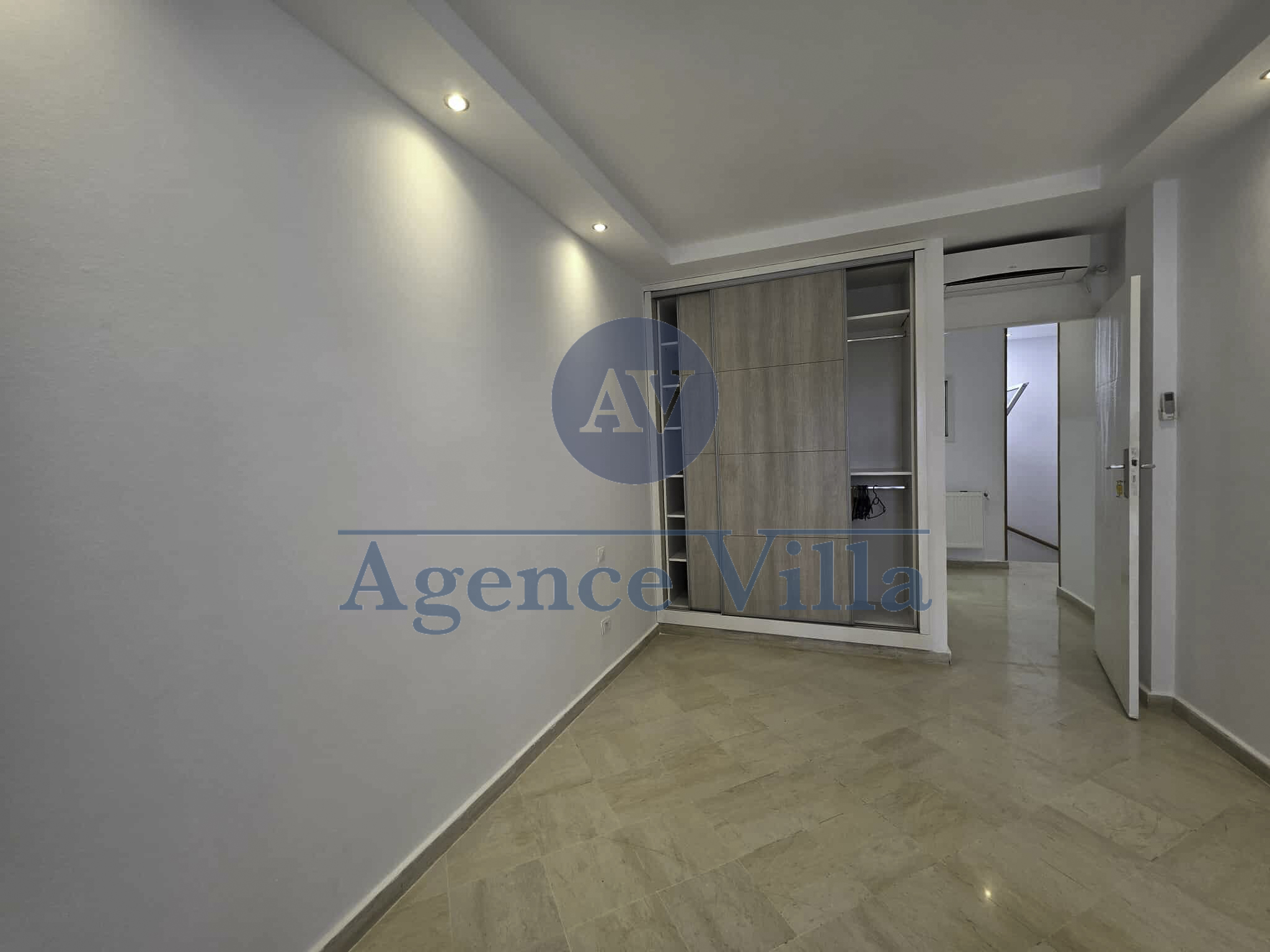 Carthage Carthage Location Duplex Un duplex s3  carthage