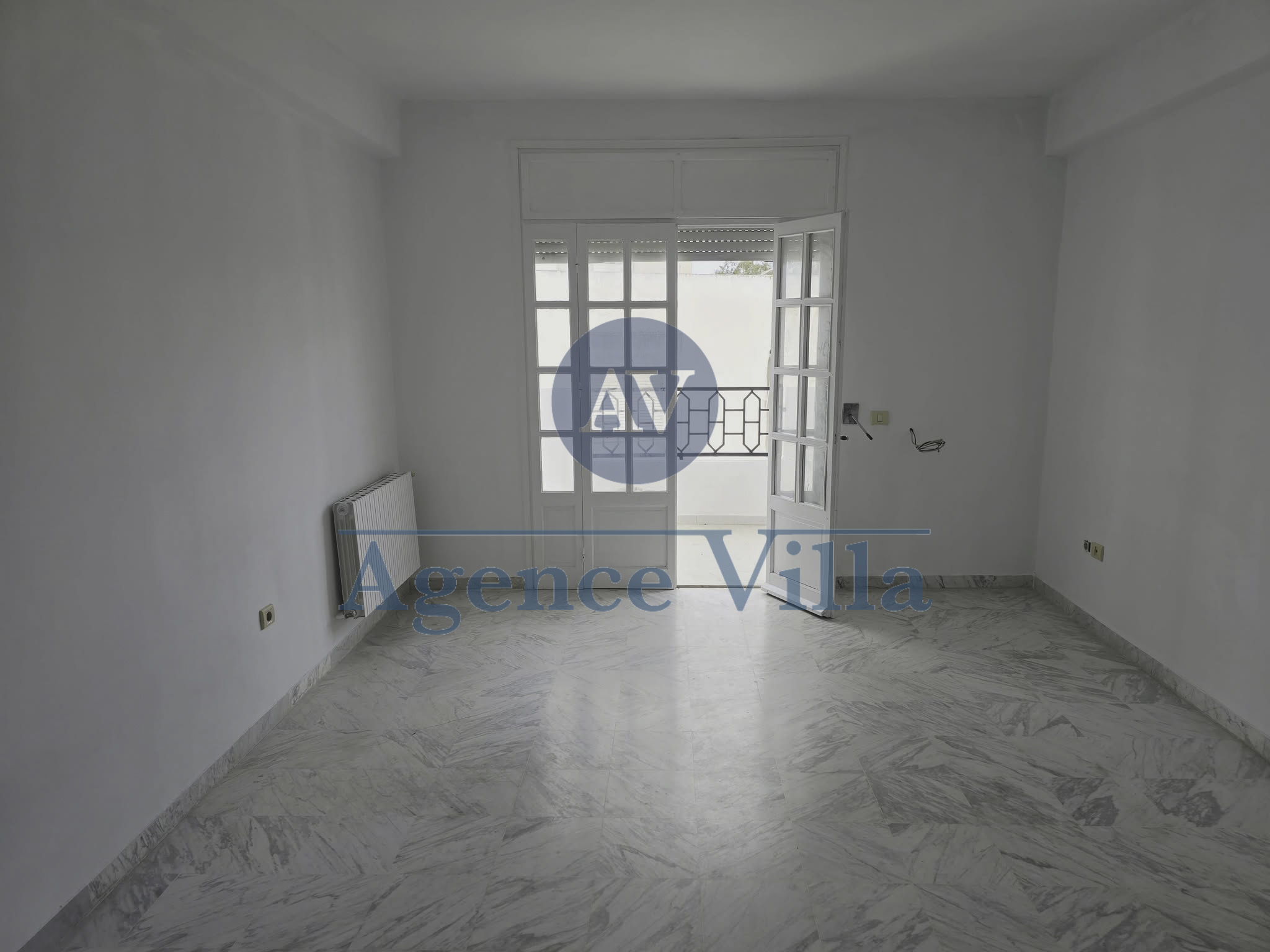 La Marsa El Aouina Location Appart. 4 pices Un appartement s3  l'aouina