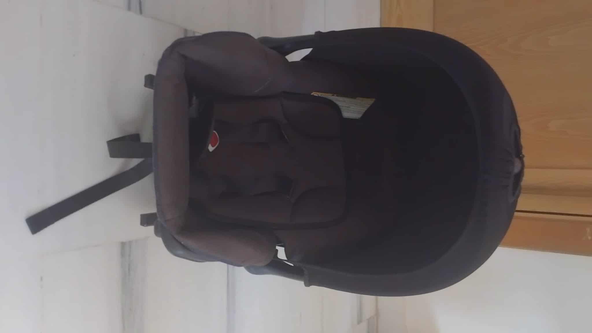 Megrine Megrine Autres meubles Autres Sige auto