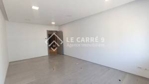 La Marsa Berge Du Lac Location Appart. 1 pice Un bureau a2 au lac 2