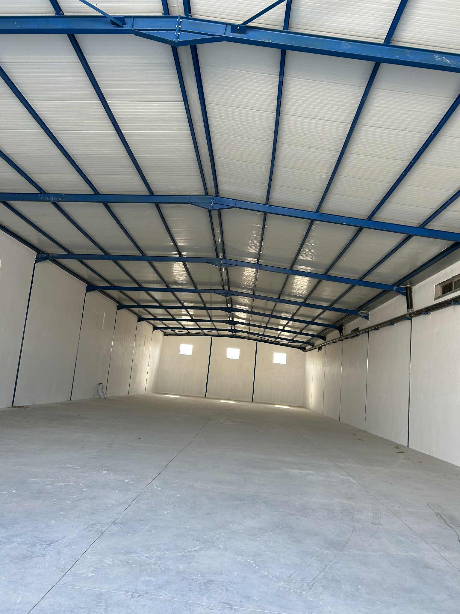 Bizerte Sud Bizerte Hached Location Surfaces Loc cmmercial 720 m2 l251003