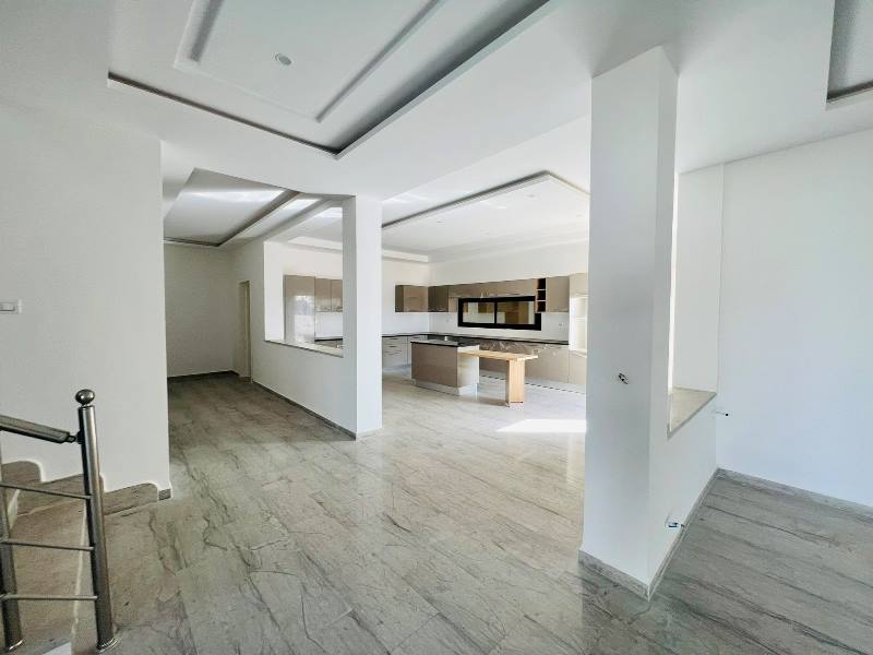 Hammamet Hammamet Vente Maisons V421 villa tia zone el bassbessia