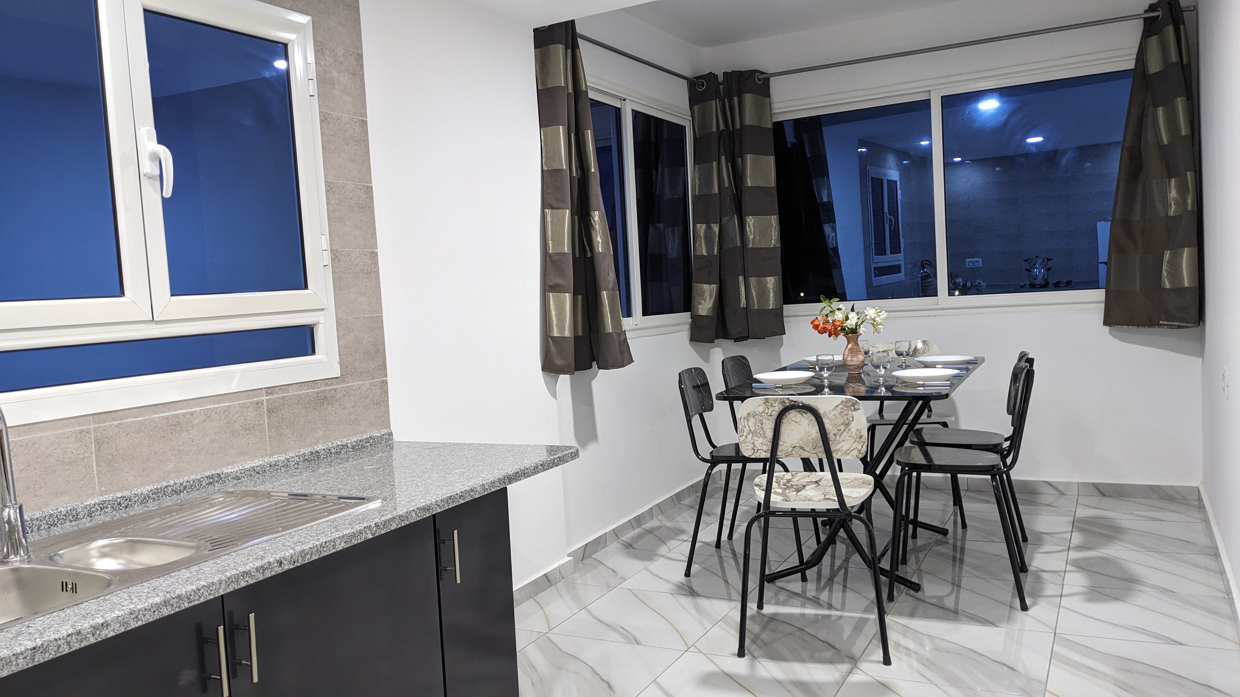 Djerba - Houmet Essouk Djerba  Location Appart. 4 pices Villa  s3 appart piscine