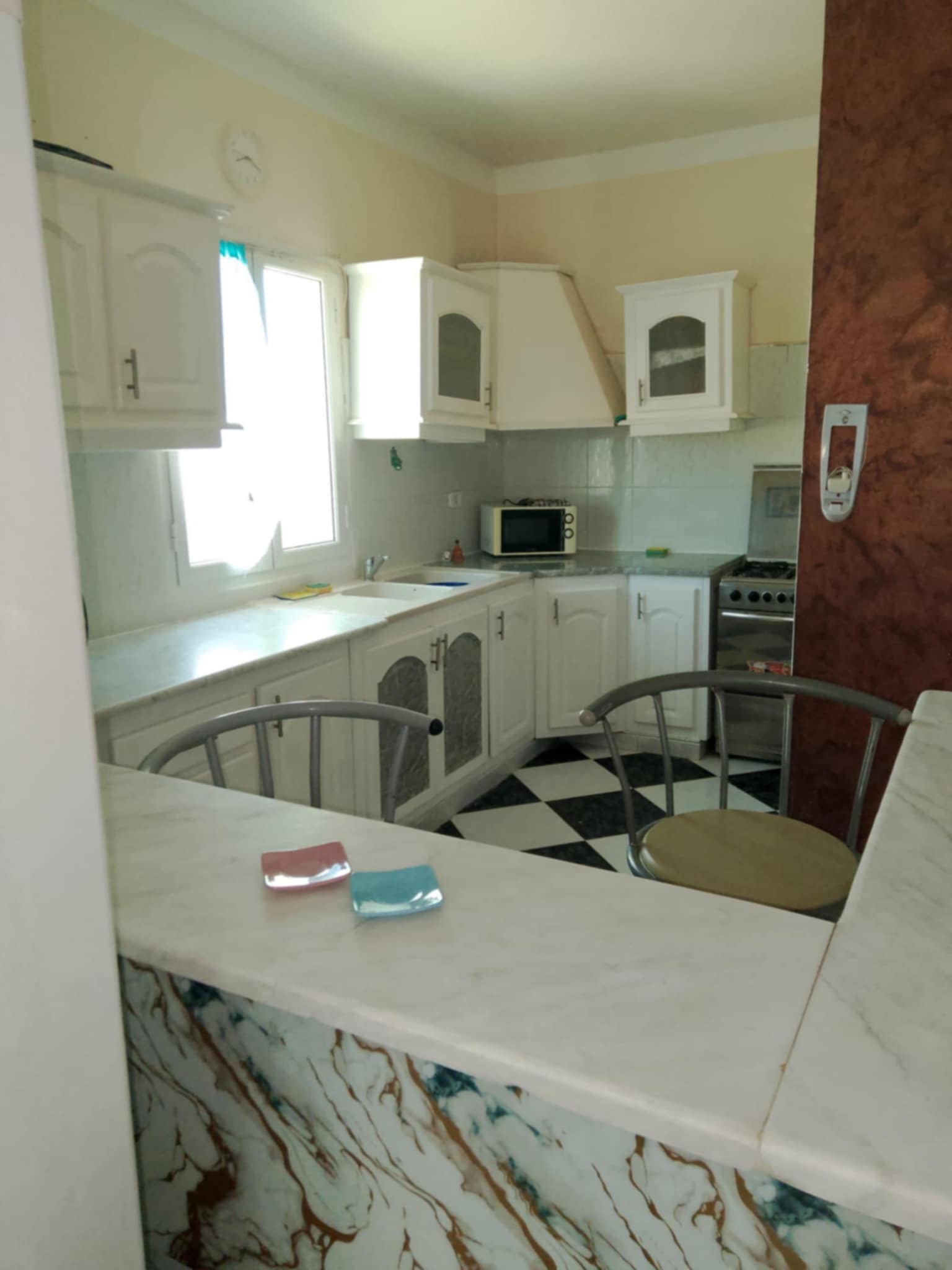 Zarzis&nbsp;Cite Sangho&nbsp;Location&nbsp;Appart. 3 pi�ces&nbsp;Vacances pied dans l'eau