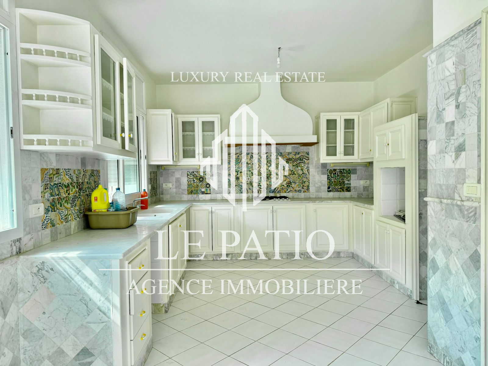 La Marsa Cite Du Stade Location Maisons Villa s6 avec jardin a la marsa