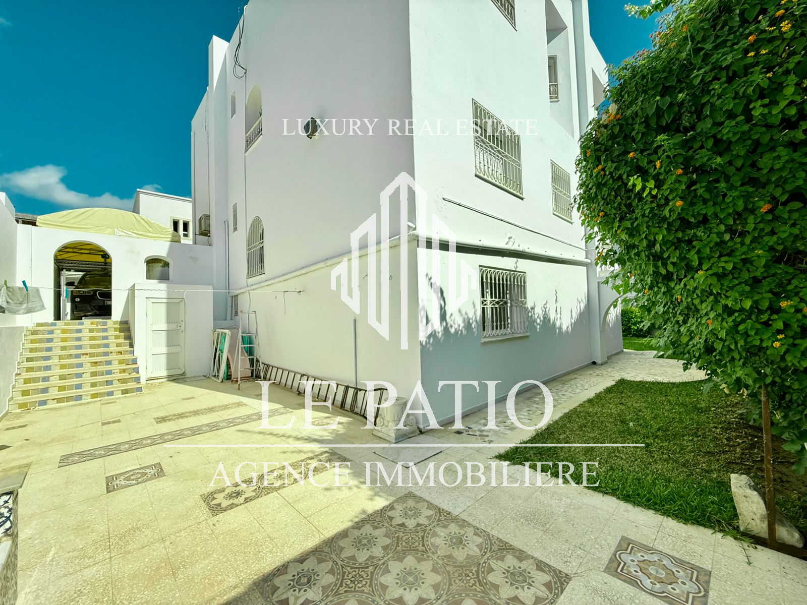 La Marsa Cite Du Stade Location Maisons Villa s6 avec jardin a la marsa