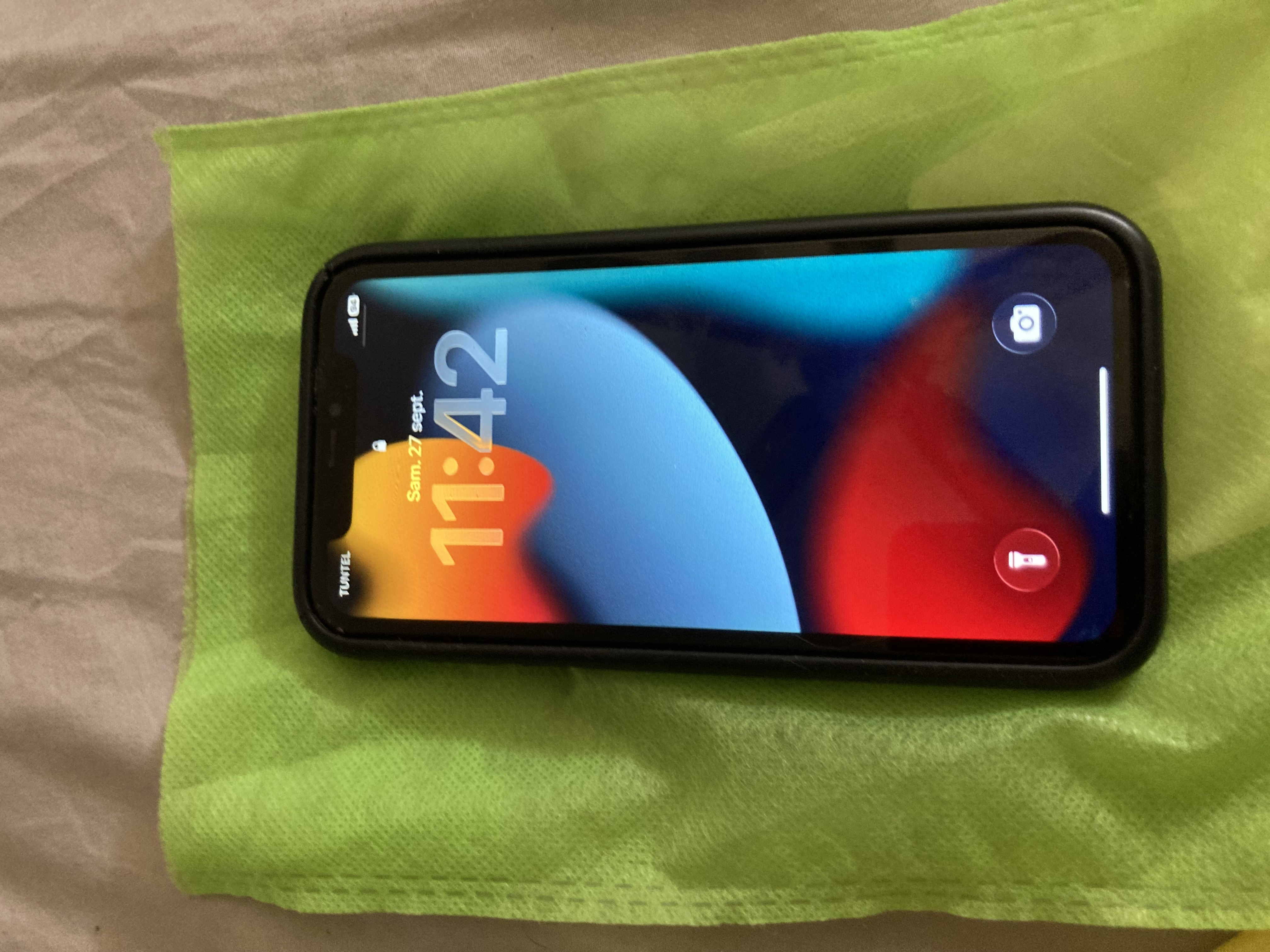 Apple - iPhone iPhone 11