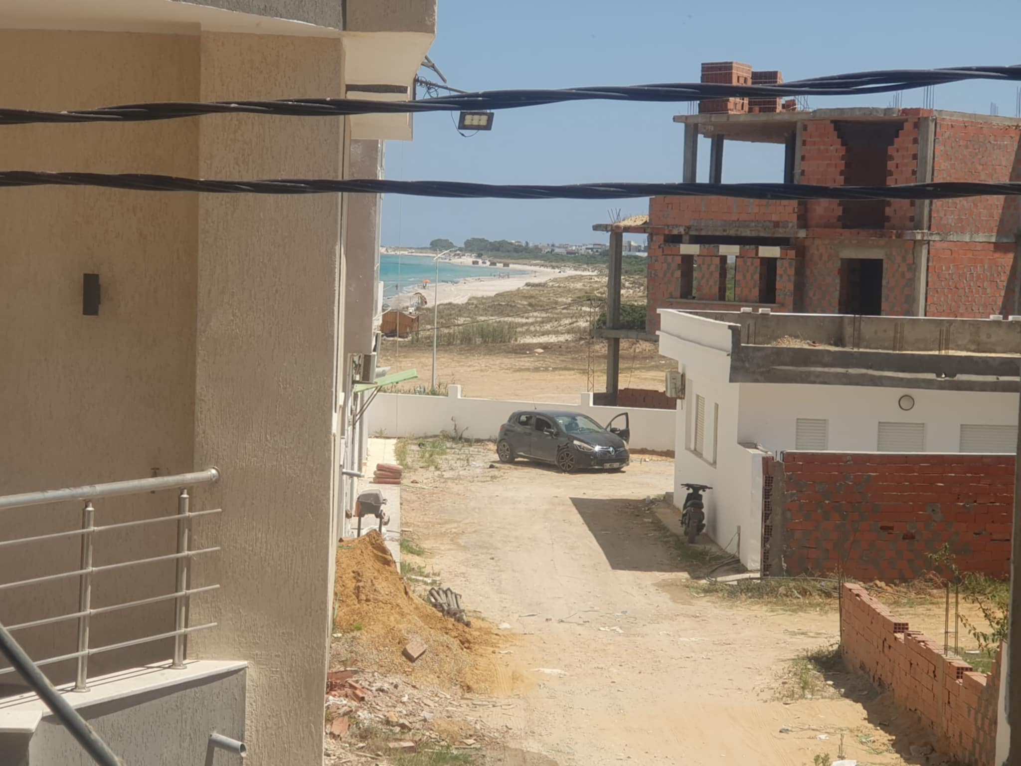 Hammam El Ghezaz Ezzahra Vente Duplex Appartements  vue de mer  ezzahra hammem ghzez
