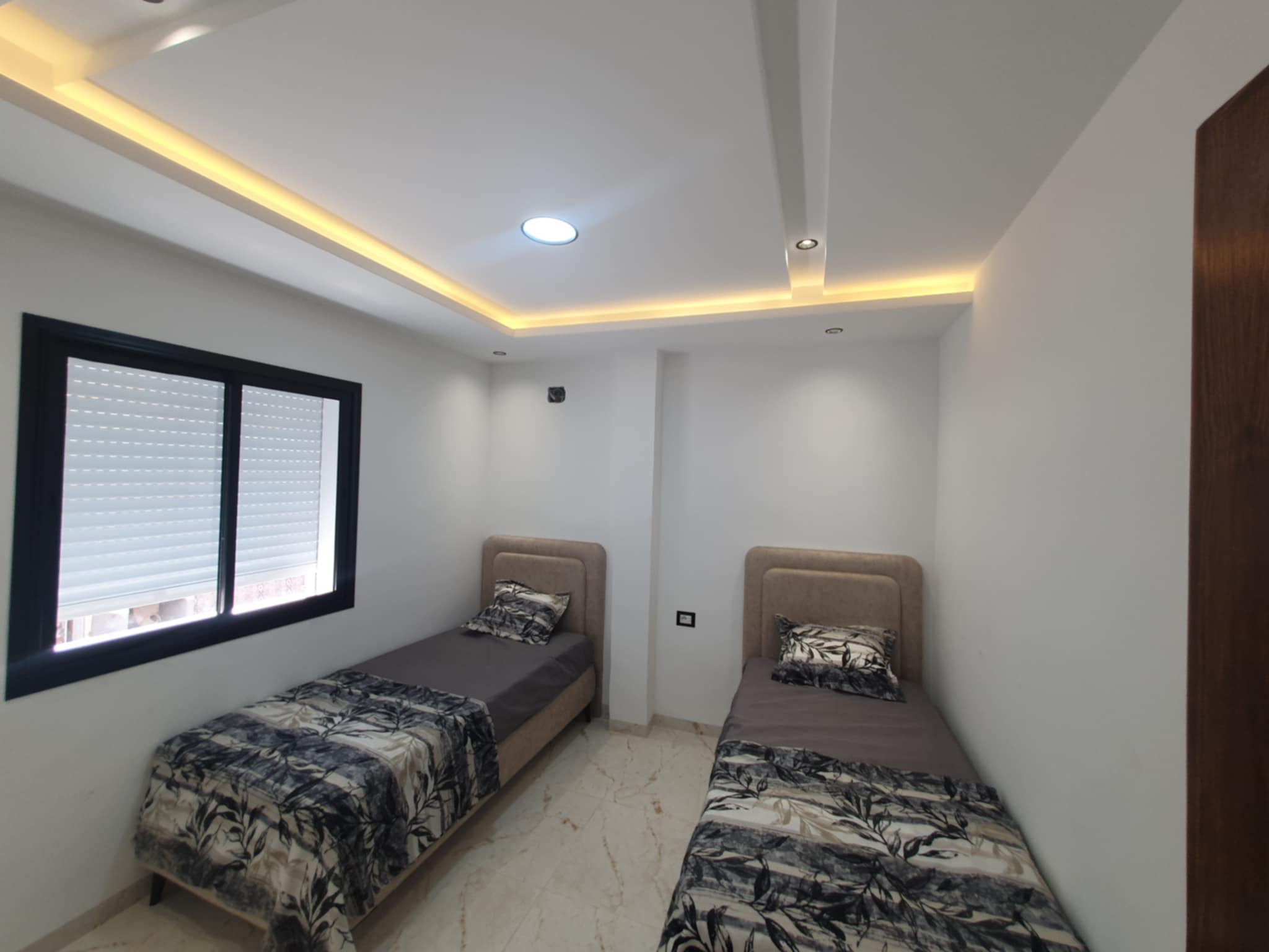 Hammam El Ghezaz Ezzahra Vente Duplex Appartements  vue de mer  ezzahra hammem ghzez