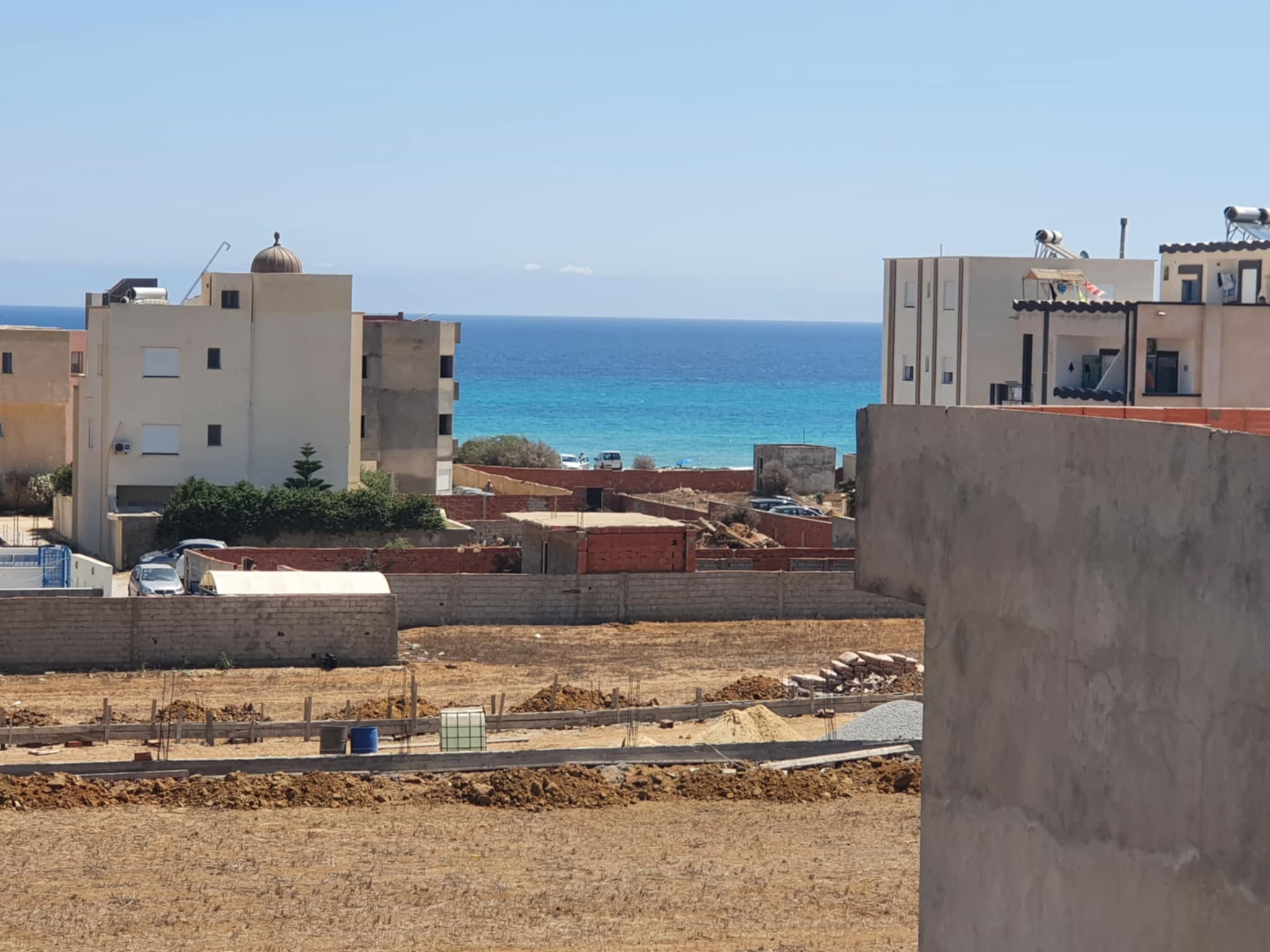 Hammam El Ghezaz Ezzahra Vente Appart. 2 pices Des appartements  ezzahra klibia