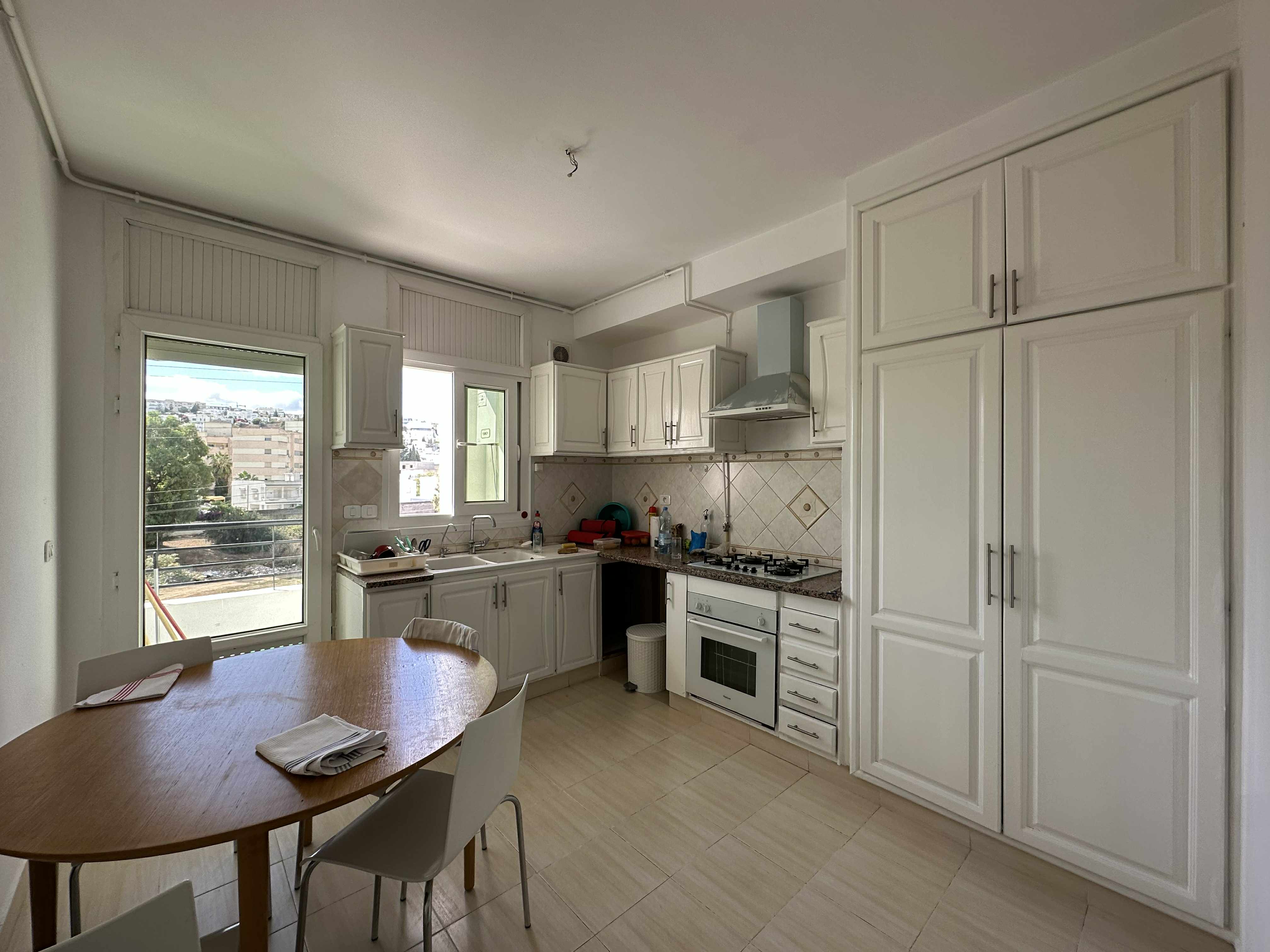 Ariana Ville El Menzah 7 Location Appart. 4 pices Appart s3  menzah 7bis