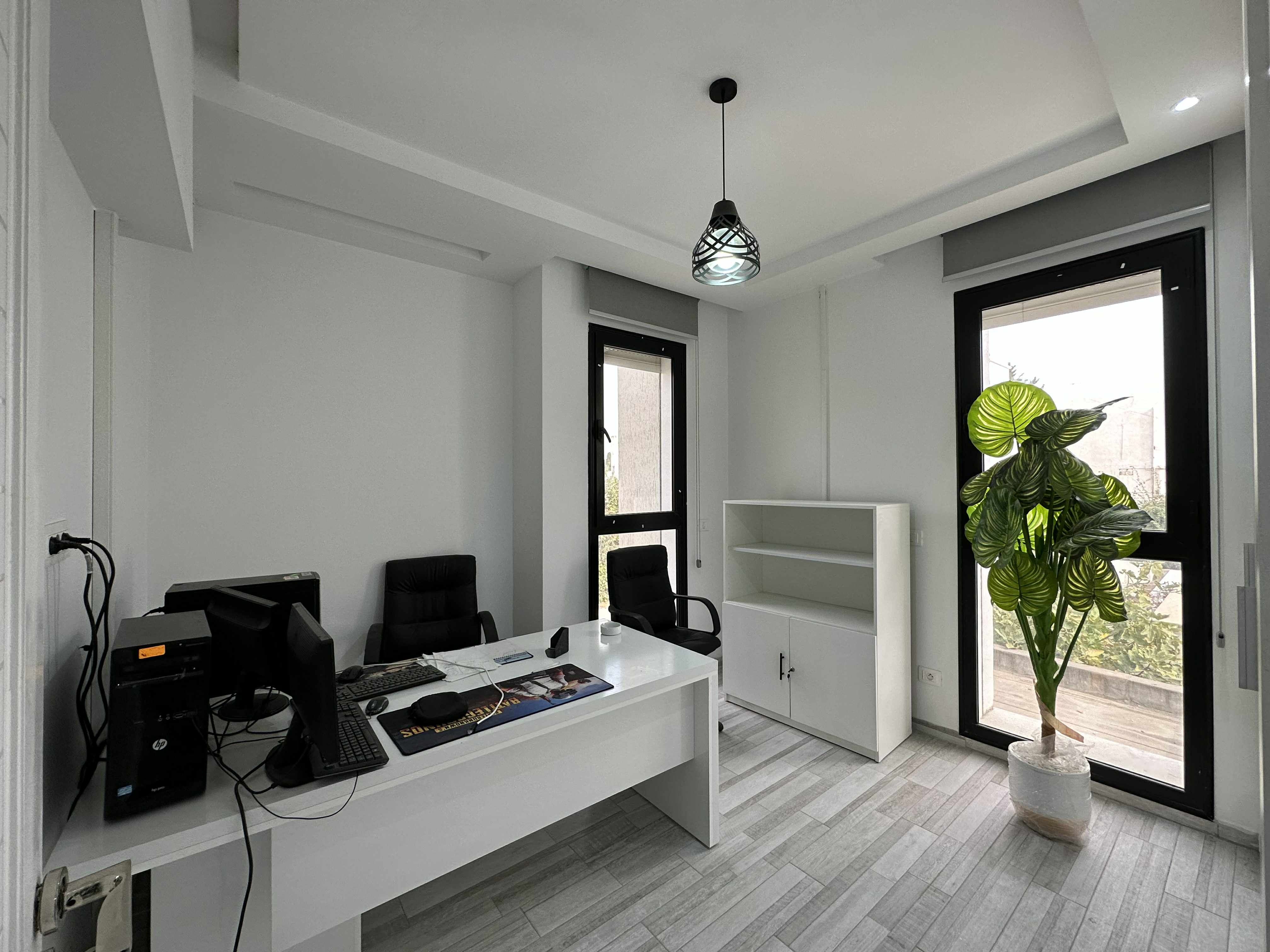 Bureaux & Commerces Bureau
