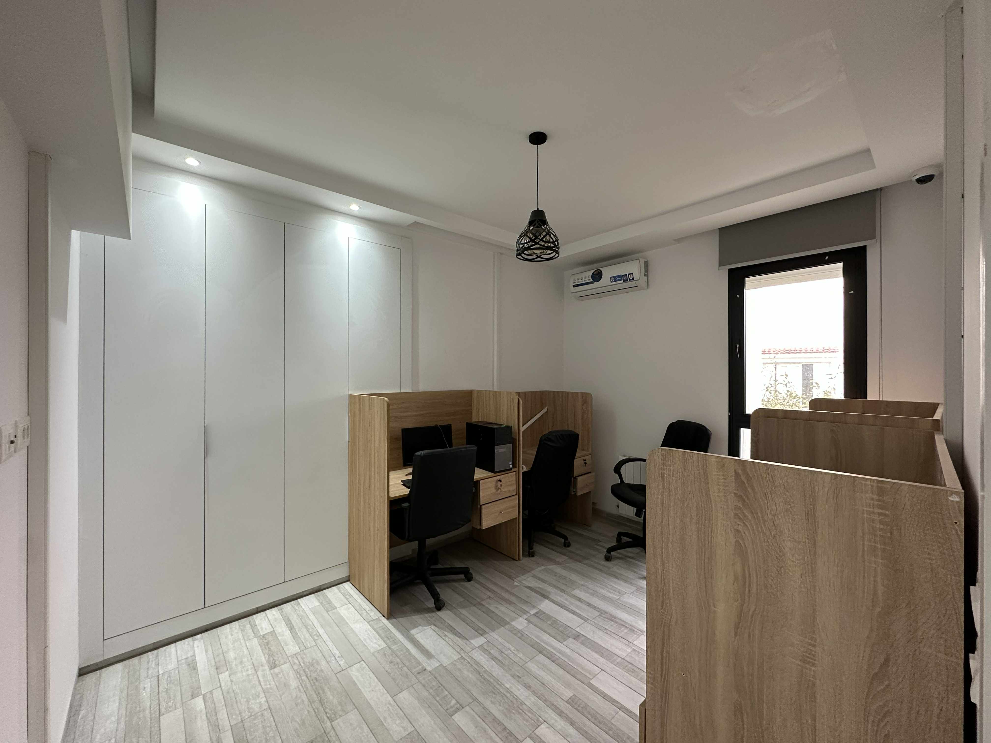 Ariana Ville Ariana Bureaux & Commerces Bureau Bureau a2 meubl haut standing  l'ariana