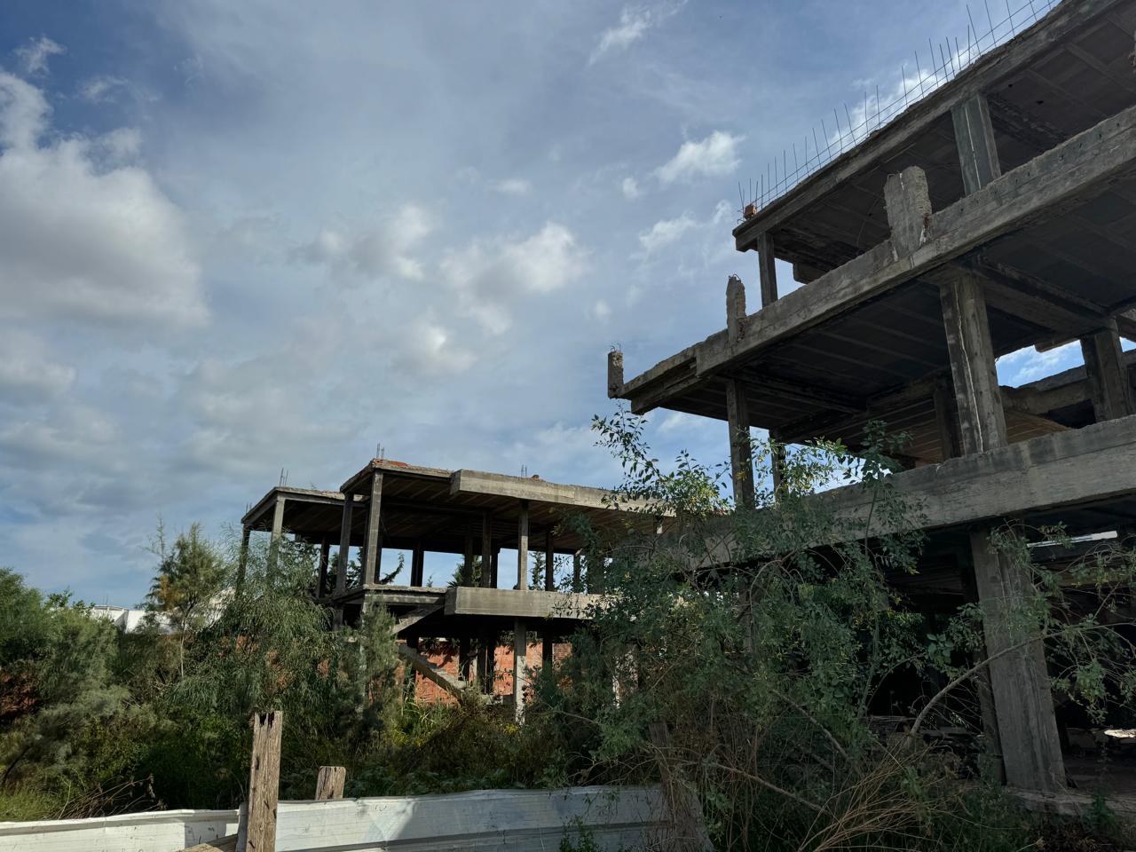 La Soukra&nbsp;Chotrana 2&nbsp;Vente&nbsp;Duplex&nbsp;Projet residentiel inachev� � choutrana 2 soukra