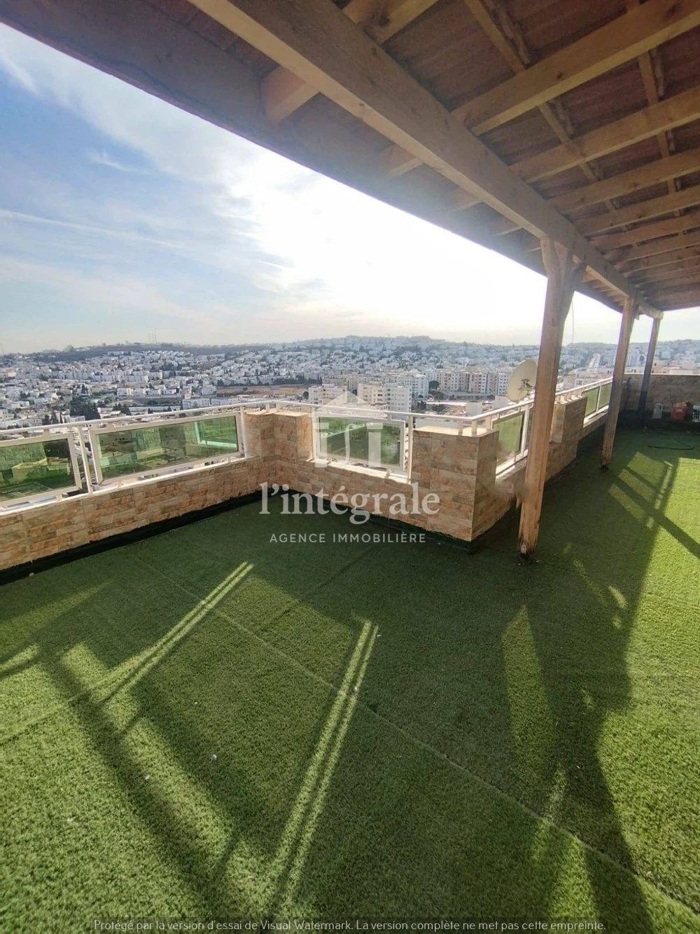 Ariana Ville Cite Ennasr 2 Location Appart. 2 pices S1 meubl avec une terrasse