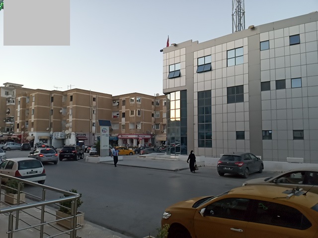 Bureaux & Commerces Surfaces