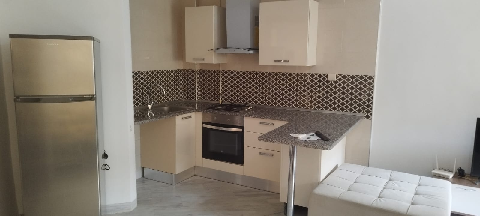 Mnihla Cite Ennasr Location Appart. 2 pices Un merveilleux studio s1 meubl hs  ennasr2