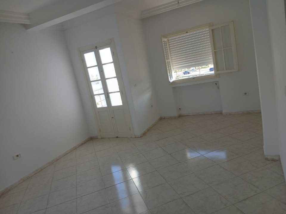 El Mourouj El Mourouj Location Surfaces Etage d'une villa trs bon tat