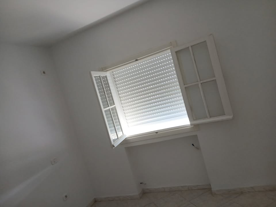 El Mourouj El Mourouj Location Surfaces Etage d'une villa trs bon tat