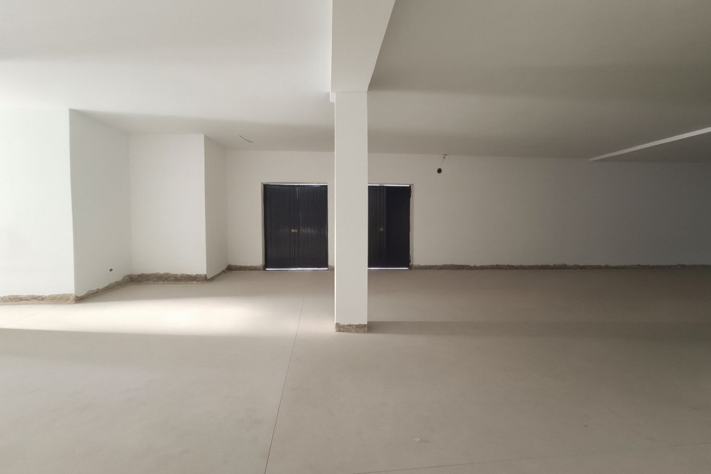 Megrine&nbsp;Megrine Coteau&nbsp;Bureaux & Commerces&nbsp;Fond de Commerce&nbsp;Local commercial 455 m m�grine