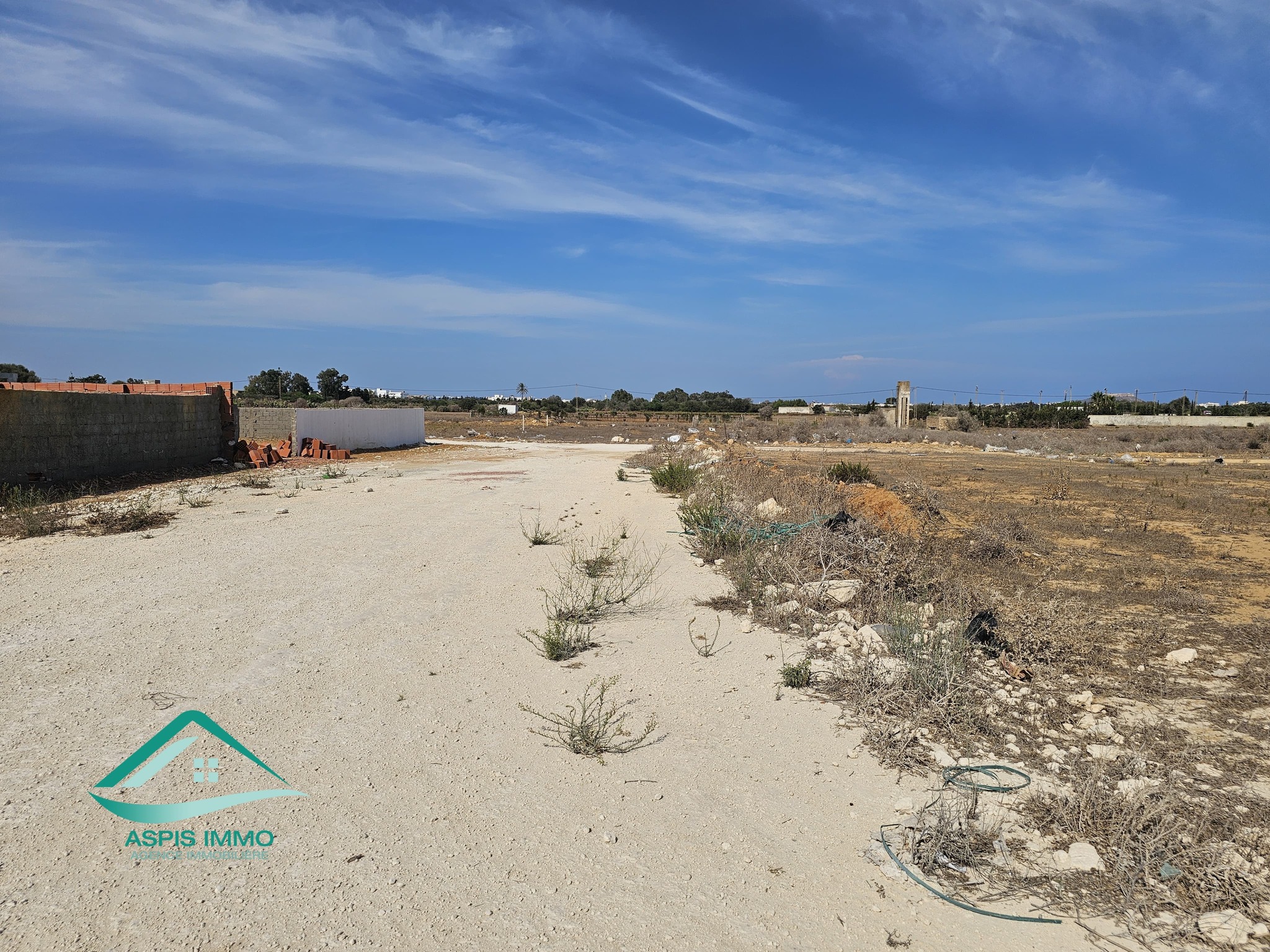 Kelibia Kelibia Vente Surfaces Vt708 terrain 269 m2 sur la route  kelibia