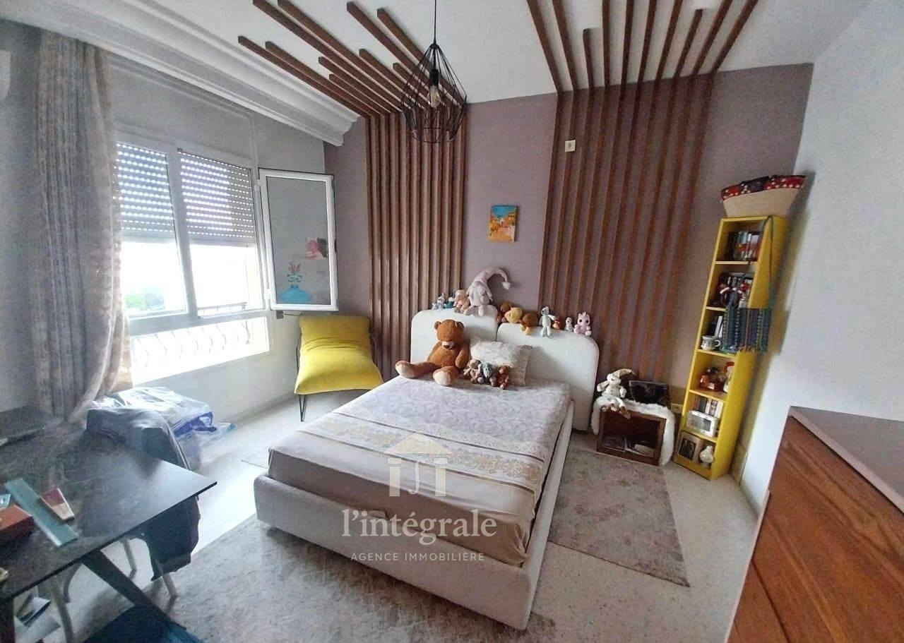 Ariana Ville Riadh Landlous Vente Appart. 5 pices+ Magnifique s4 spacieuxn  riadh landalous