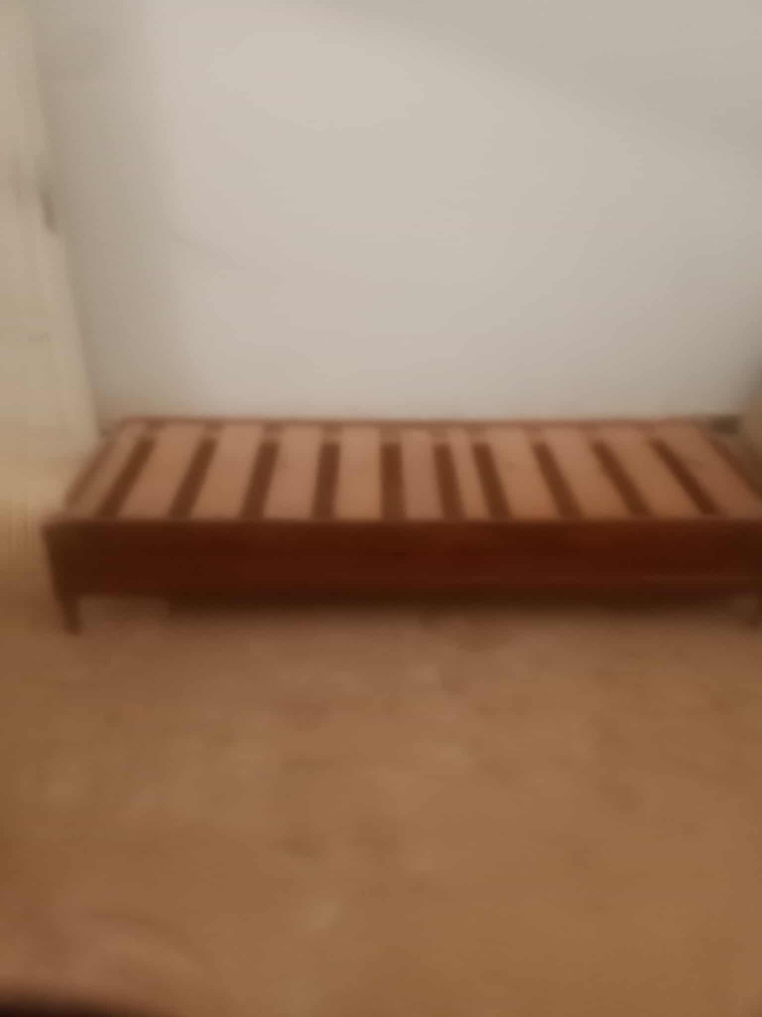 Sfax Est Oued Chaabouni Chambres  coucher Lits Lit avec cachette