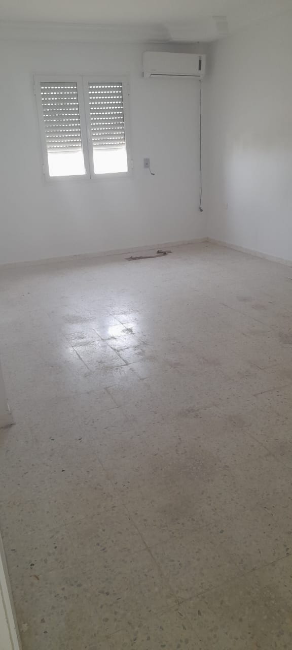 Ben Arous Ben Arous Location Appart. 3 pices Bureaux et cabinet