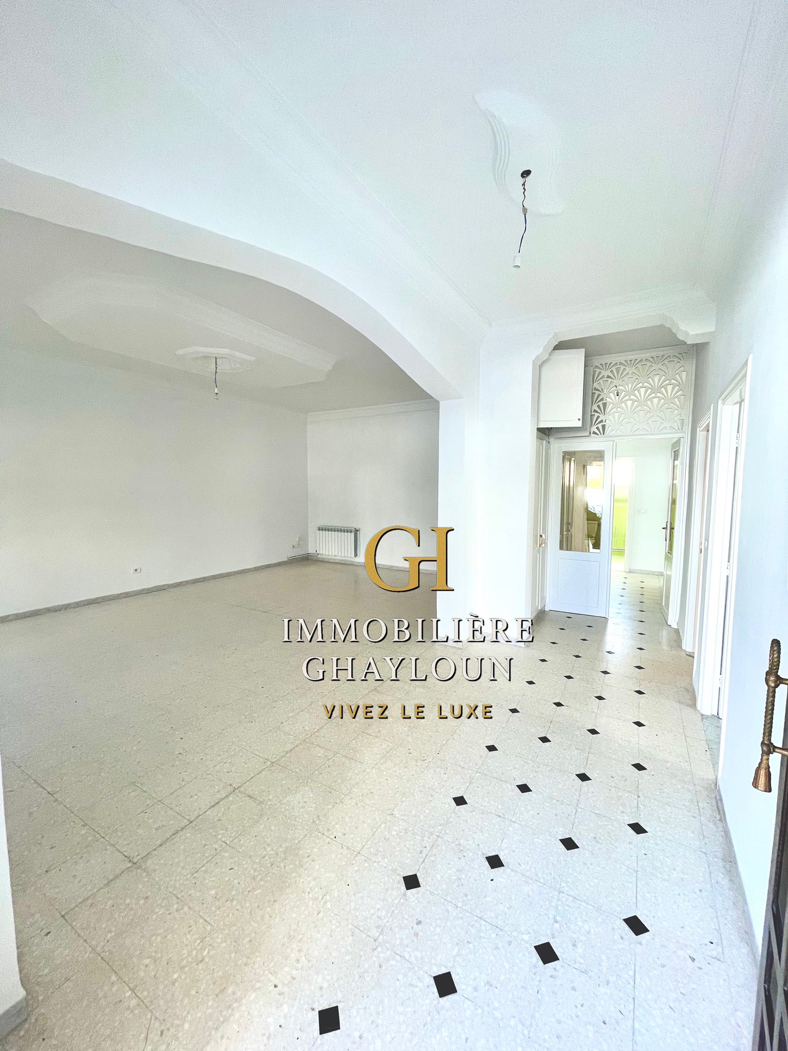 Mnihla Jardins d'el Menzah Location Appart. 4 pices Rez de chausse de villa s3 jardin del menzah 2