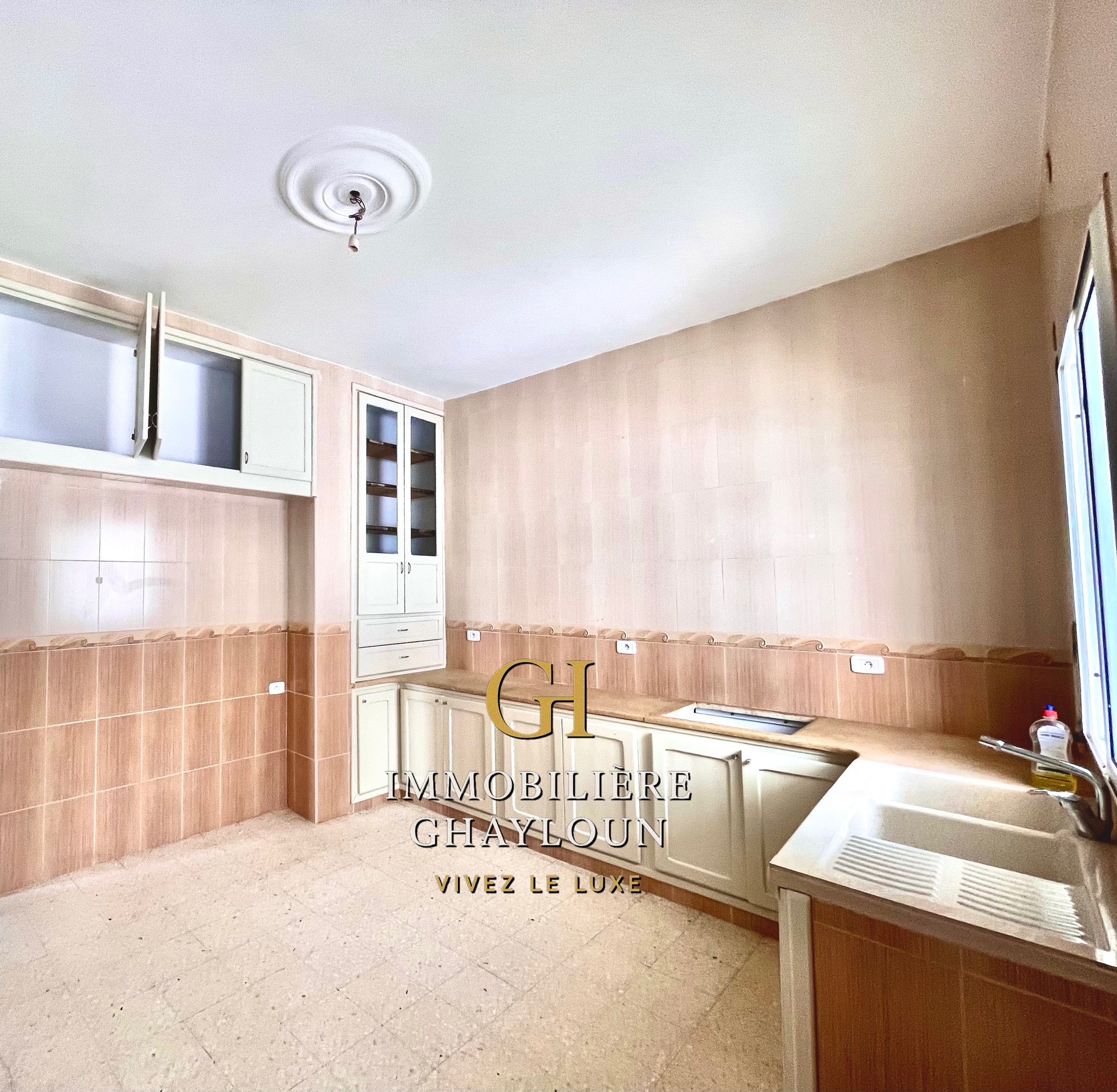 Mnihla Jardins d'el Menzah Location Appart. 4 pices Rez de chausse de villa s3 jardin del menzah 2