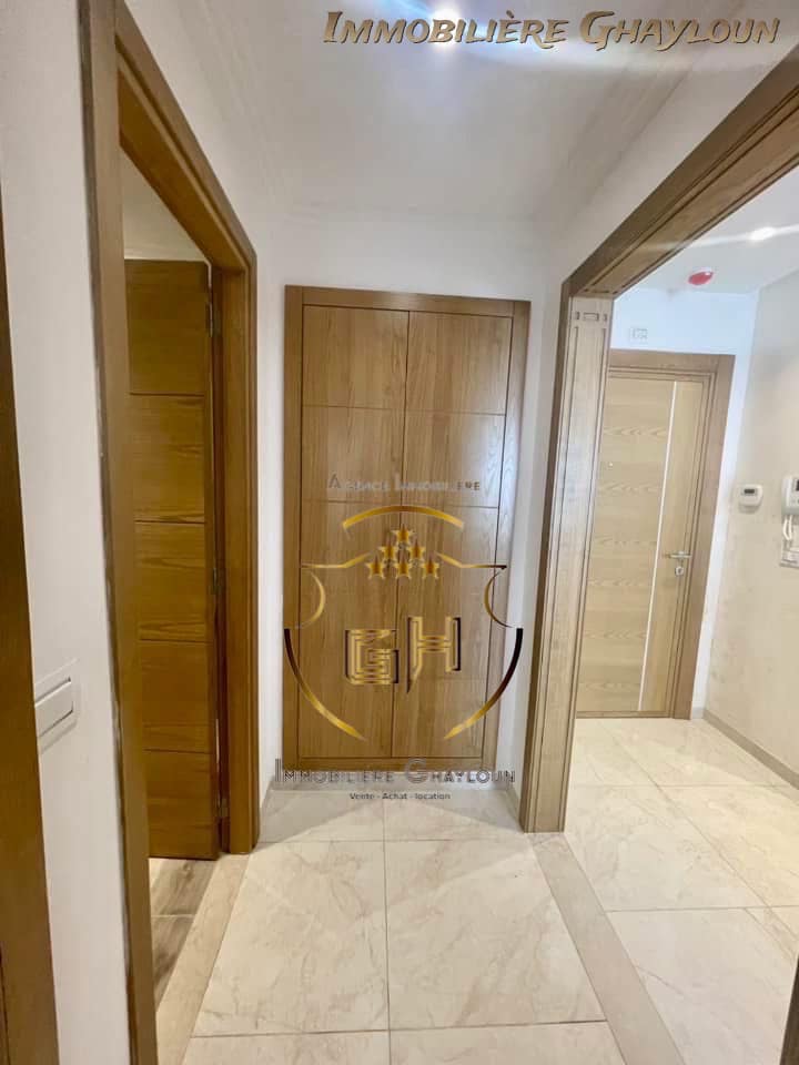 El Menzah El Menzah 9 Location Appart. 2 pices S1 meubl moderne   menzah 9c