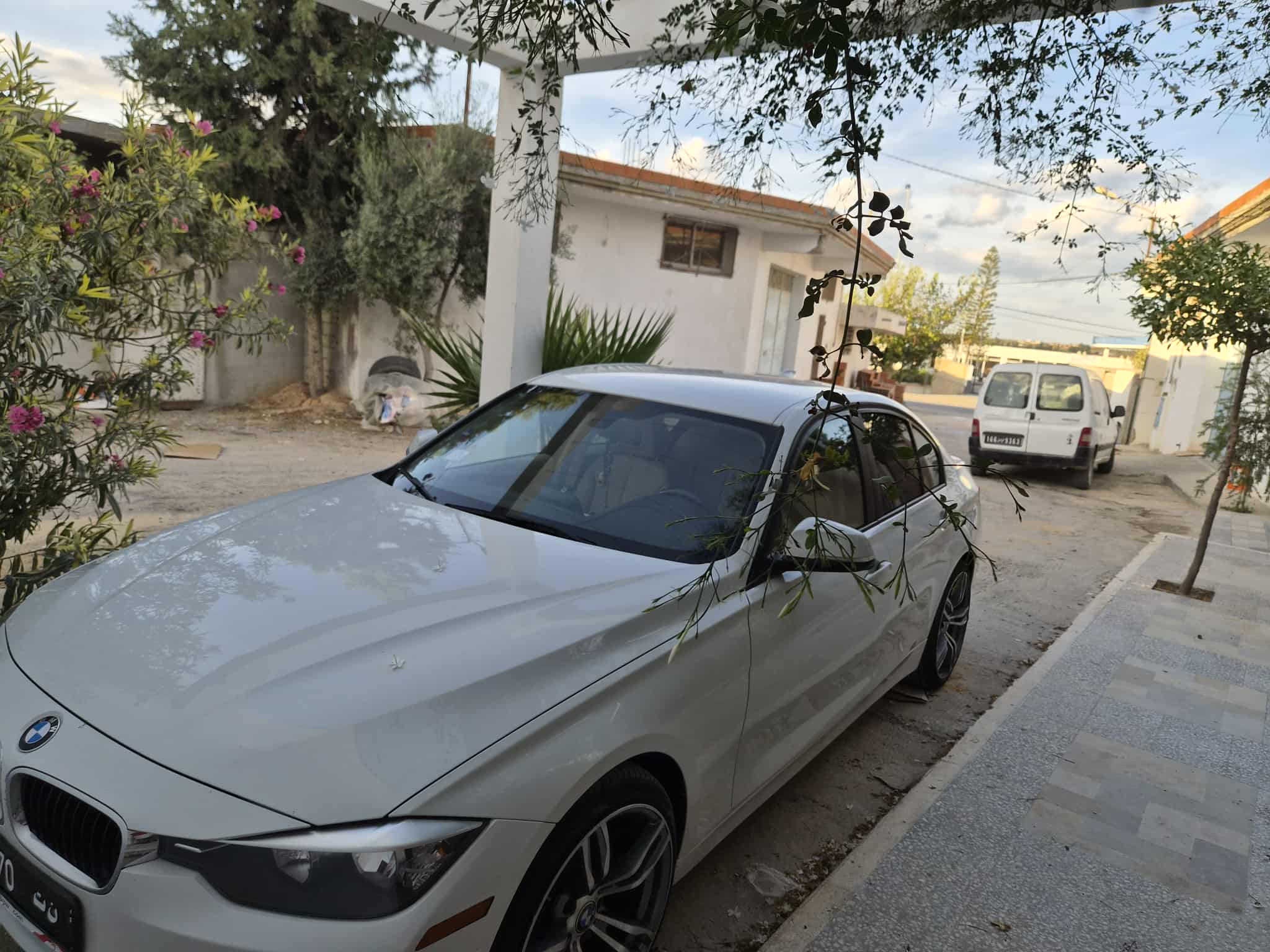 Hammam Sousse Cite De La Plage 1 Bmw Serie 3 Bmw 320 i bas kilometrage