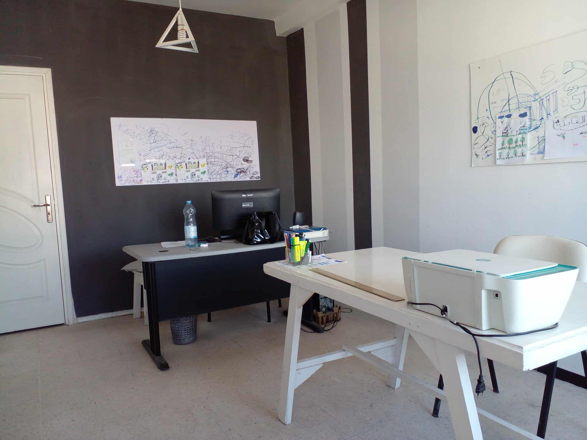 Menzel Bourguiba&nbsp;Menzel Bourguiba&nbsp;Location&nbsp;Appart. 3 pi�ces&nbsp;Un bureau au du centre ville