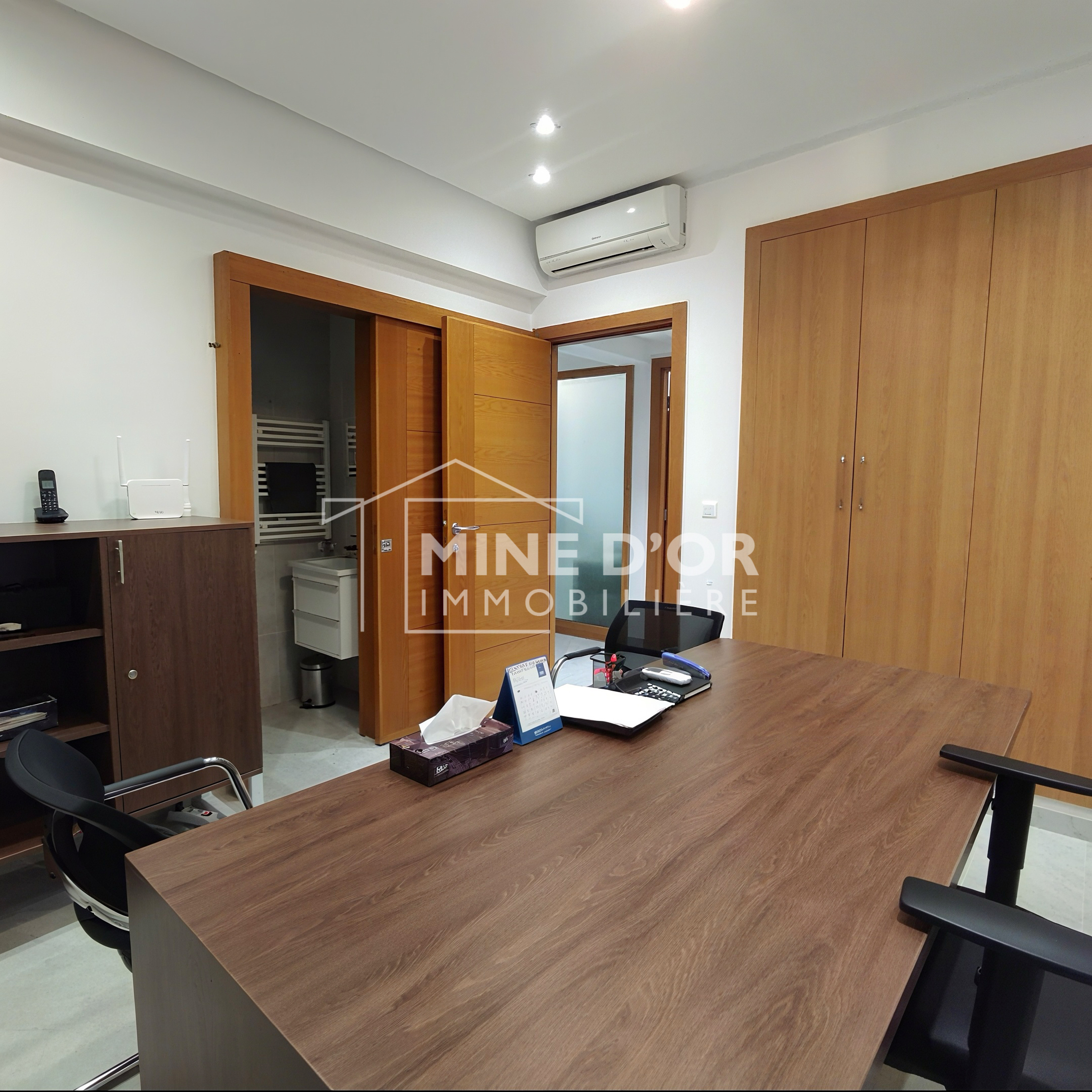 Cite El Khadra Zone urbaine nord Bureaux & Commerces Bureau Al bureau hall plus 3 pices haut standing