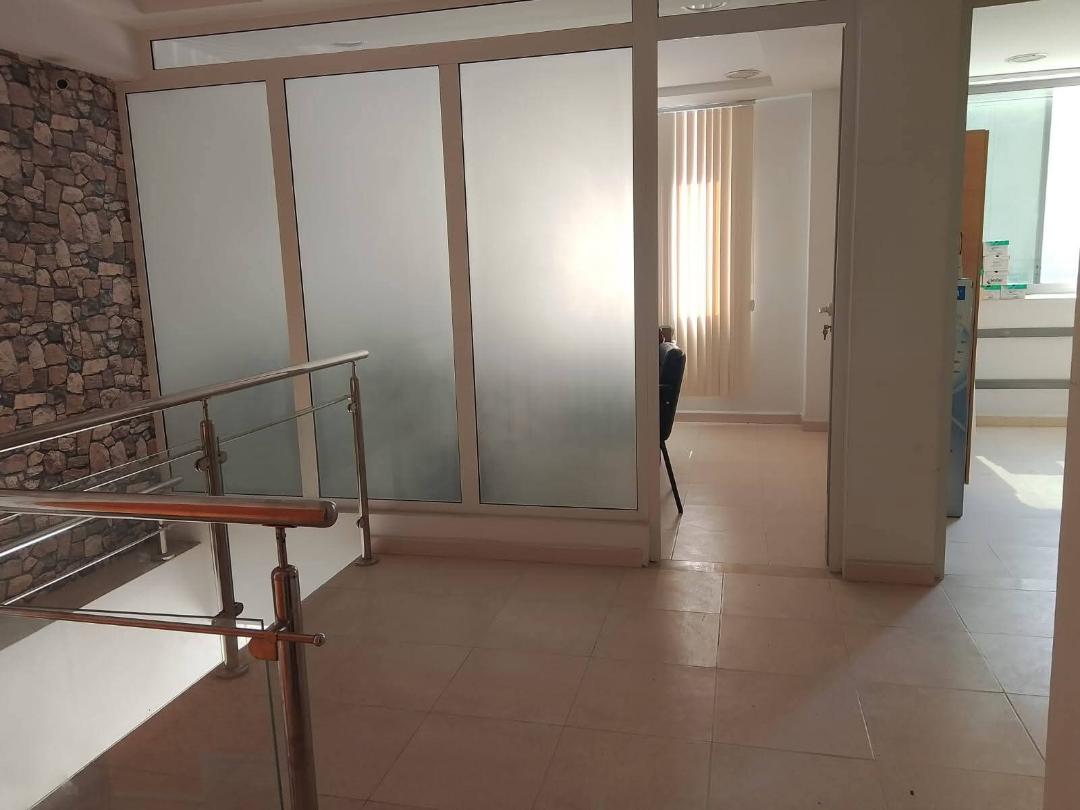 El Mourouj El Mourouj Bureaux & Commerces Grance libre Local commercial au mourouj 1 grance libre