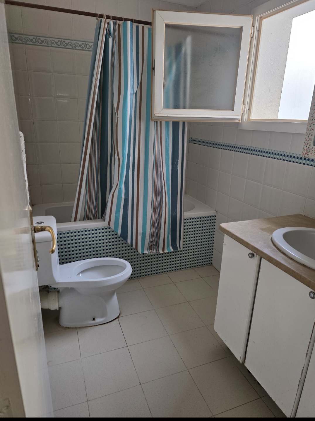 El Menzah El Manar 1 Vente Appart. 2 pices Studio s1 manar1