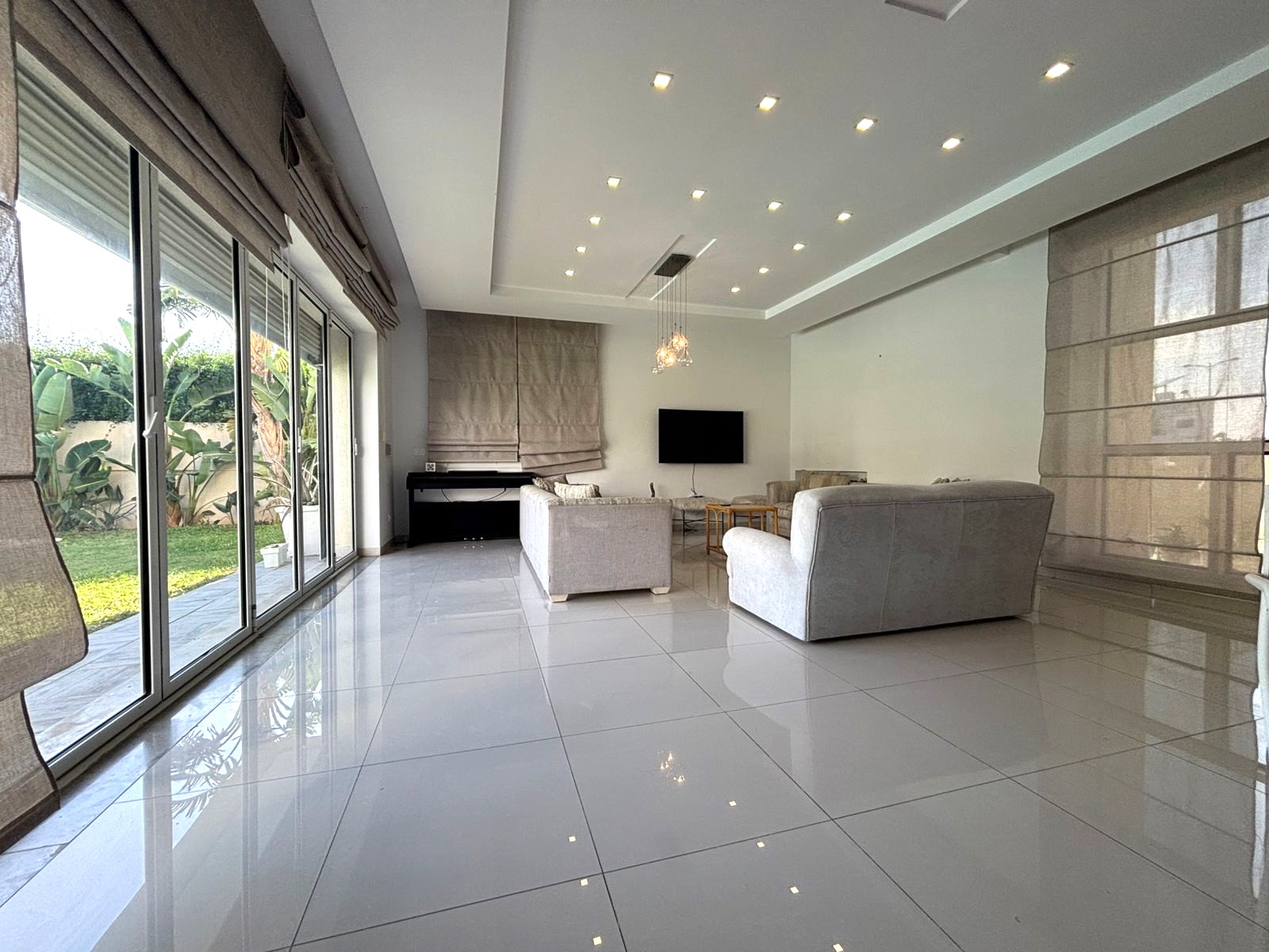 La Marsa&nbsp;Berge Du Lac&nbsp;Location&nbsp;Maisons&nbsp;Villa s7 avec piscine au lac 2