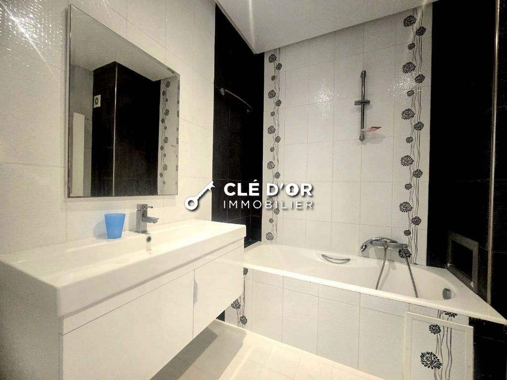 La Marsa&nbsp;Berge Du Lac&nbsp;Location&nbsp;Appart. 5 pi�ces+&nbsp;Un appartement s3  au lac 2
