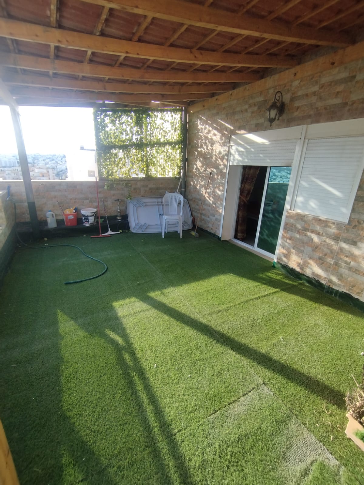 Ariana Ville&nbsp;Cite Ennasr 2&nbsp;Location&nbsp;Appart. 2 pi�ces&nbsp;S1 meubl� avec une grande terrasse