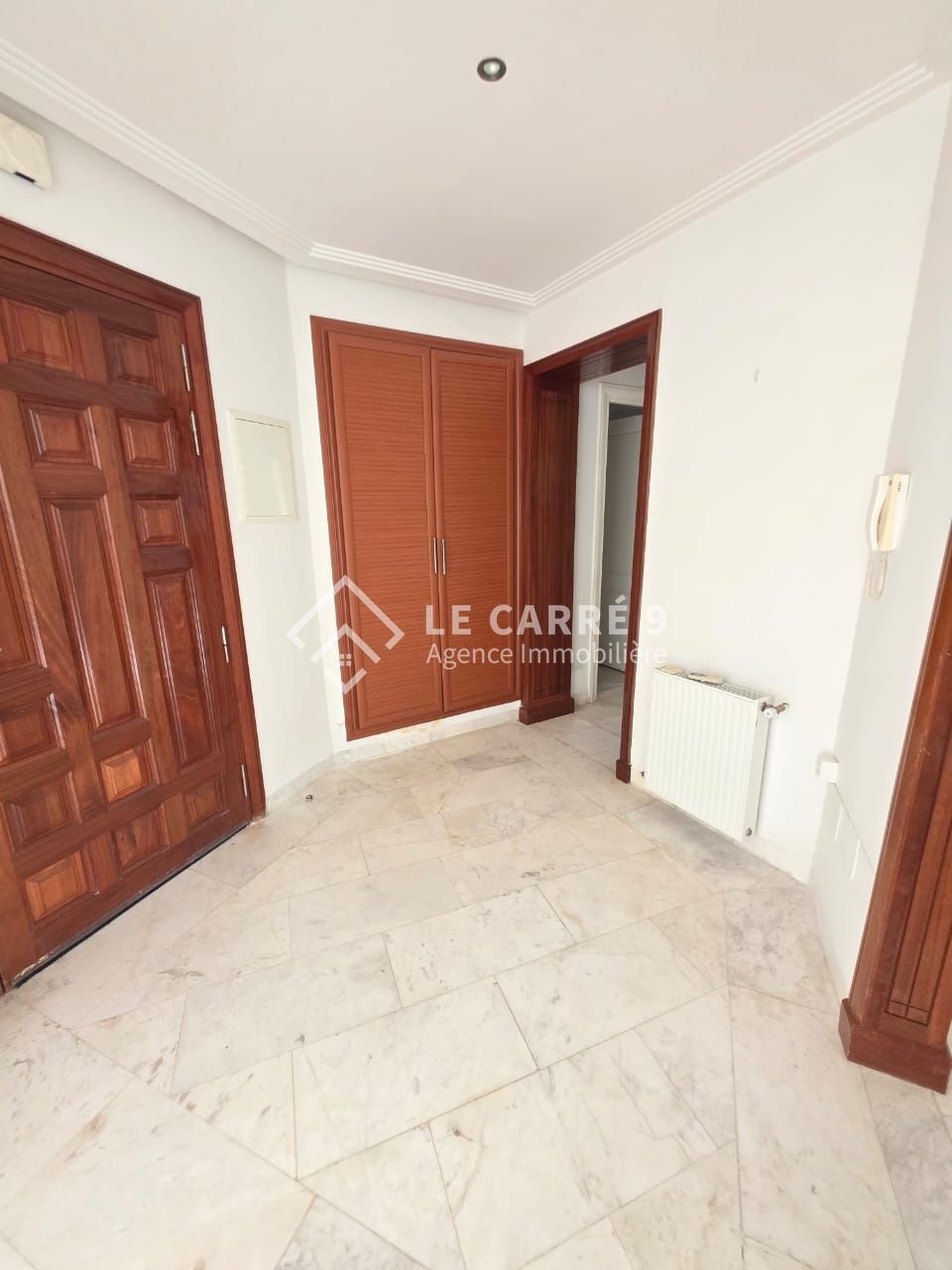 La Marsa El Aouina Location Appart. 3 pices S2 de 120m2  cit les palmeraies