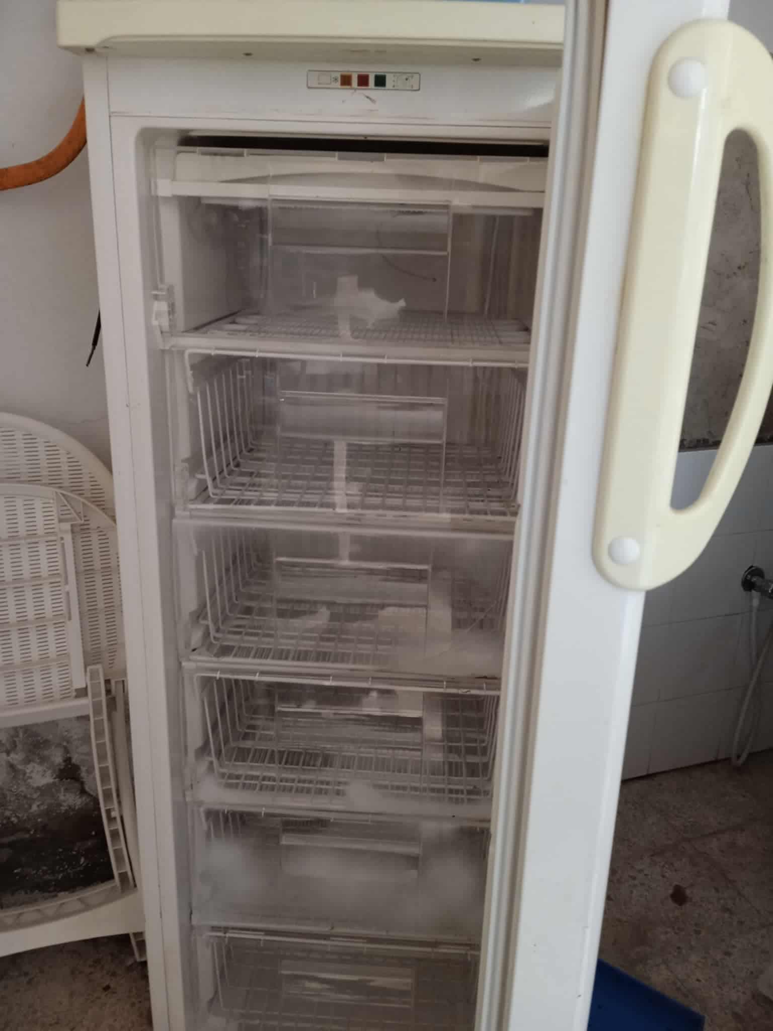 Conglateur armoire Autre