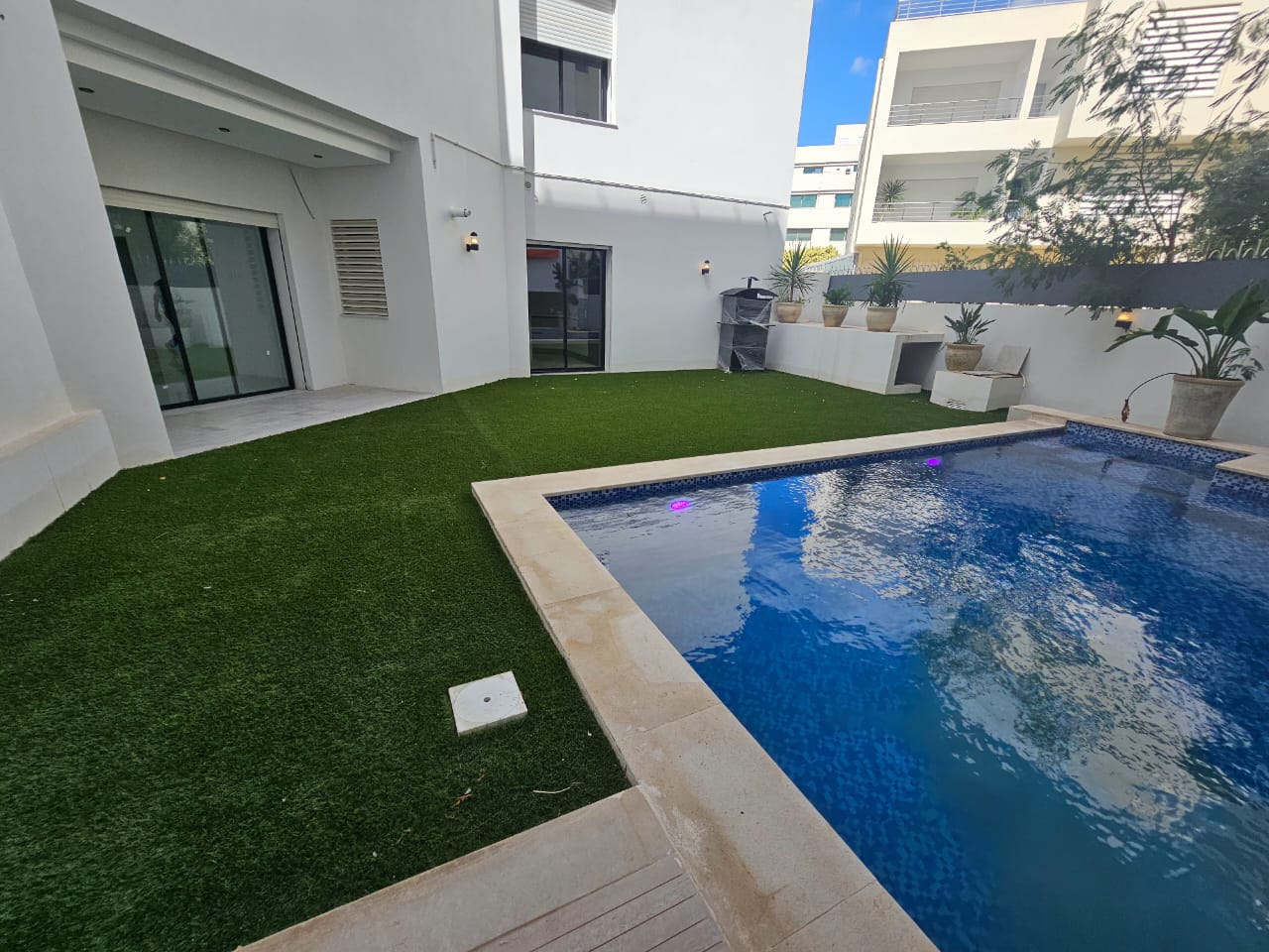 La Marsa&nbsp;Berge Du Lac&nbsp;Location&nbsp;Appart. 4 pi�ces&nbsp;Une villa en s4 aux berges du lac 2