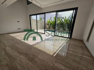 La Soukra&nbsp;Chotrana 1&nbsp;Vente&nbsp;Maisons&nbsp;Un triplex s4 avec piscine  la soukra ref276a