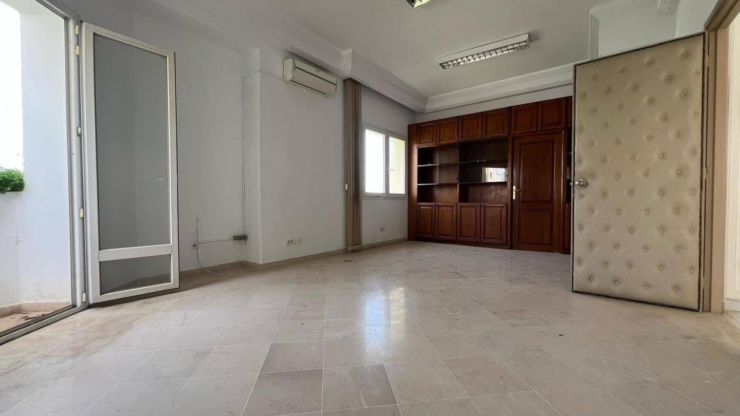 Bureaux & Commerces Bureau