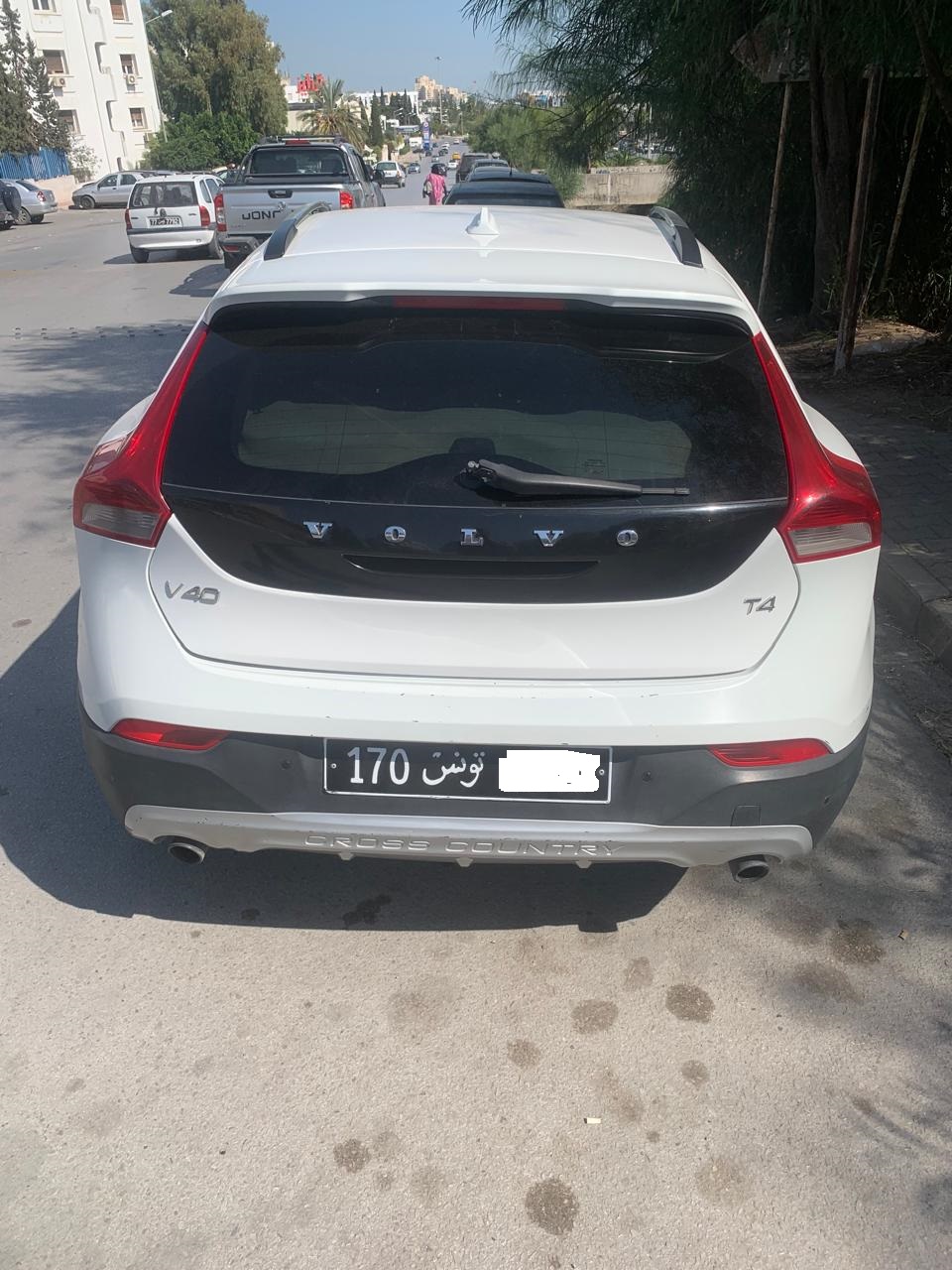 El Omrane Superieur Cite El Intilaka Volvo V40 Volvo v40 prix attractif