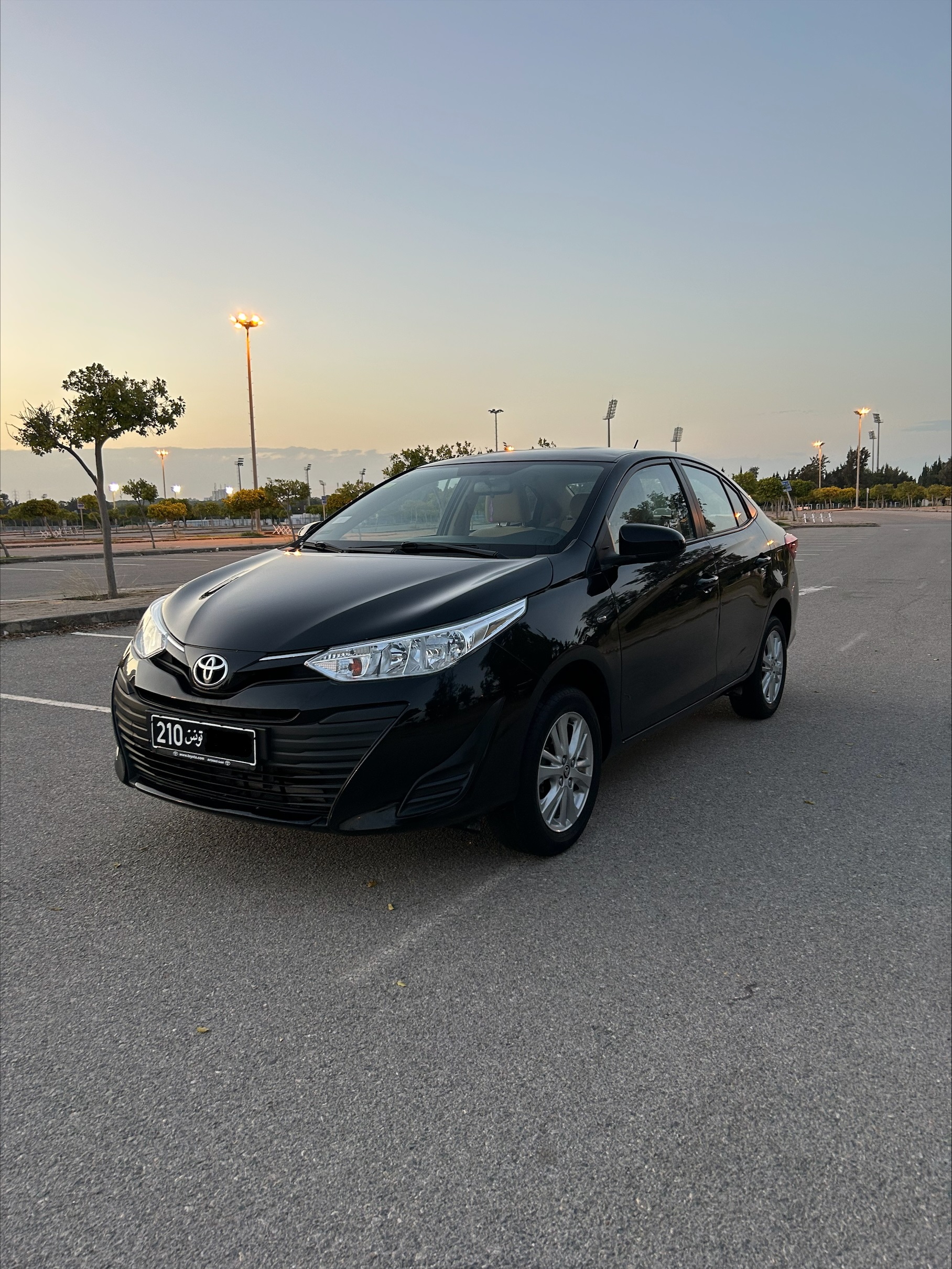 La Marsa Berge Du Lac Toyota Yaris Toyota yaris sedan elegance