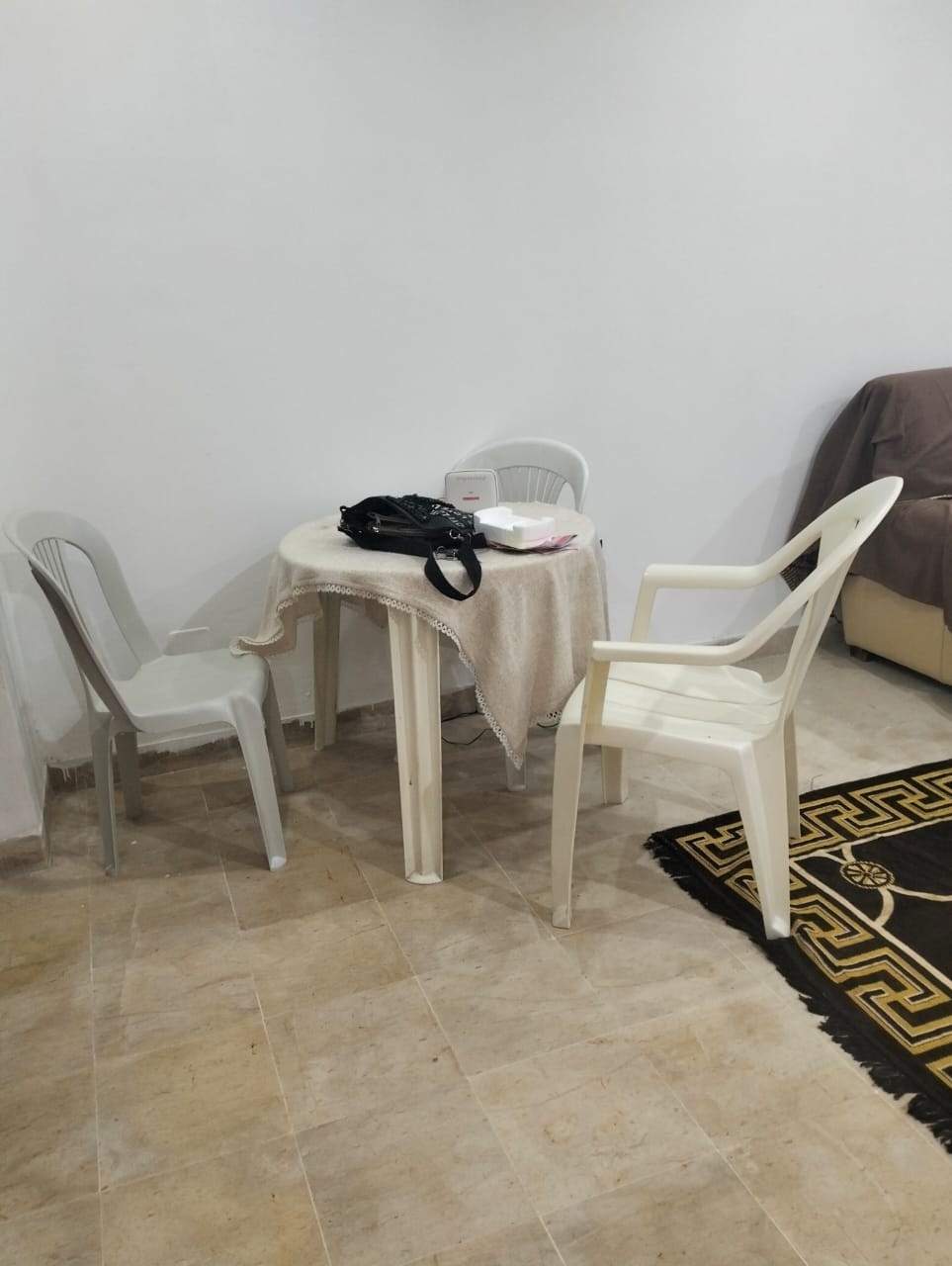 La Marsa El Aouina Location Appart. 2 pices Apprt s1 meubl  laouina   prs tijari bank